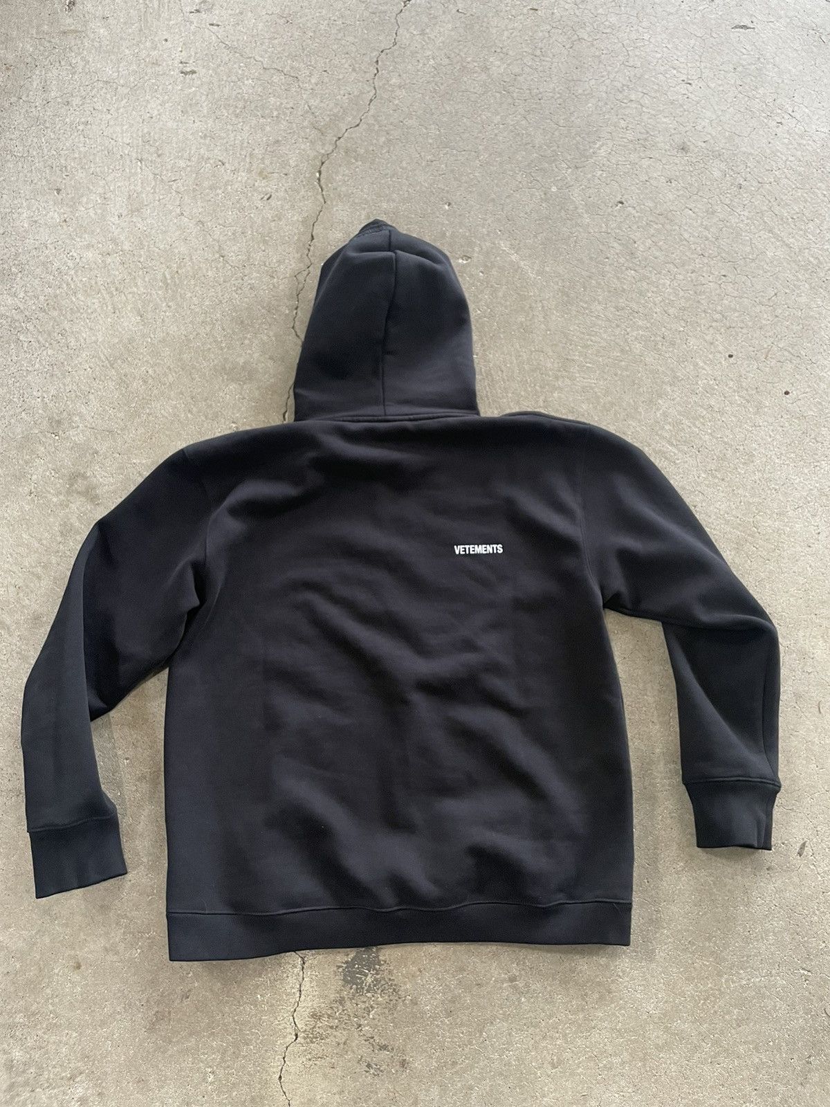 Vetements Vetements Oversized Hoodie Size US S / EU 44-46 / 1 - 2 Thumbnail