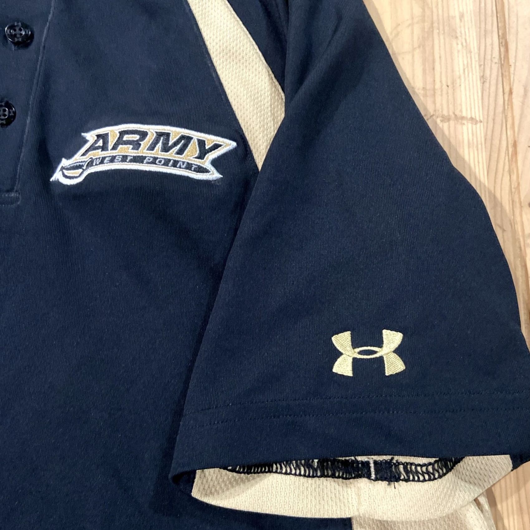 Under Armour Under Armour Polo Shirt Black Army West Point Knights HeatGear Mens S Black Gold Logo Colorblock Short Sleeve Chat Mens Size US S / EU 44-46 / 1 - 7 Thumbnail