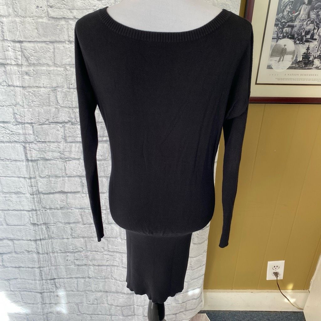 Express Express women S batwing scoopneck longsleeve sweater dress b Size S / US 4 / IT 40 - 8 Thumbnail