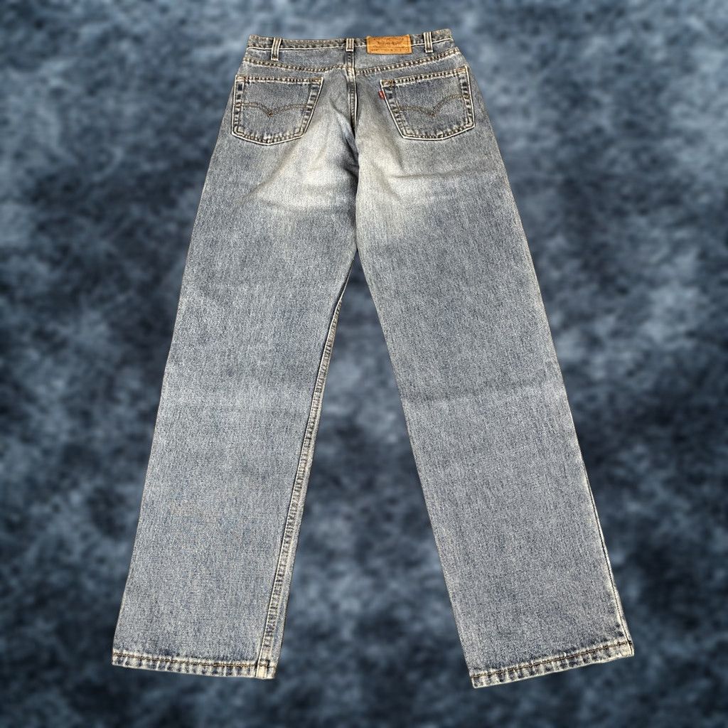 Levi's VINTAGE Levi's 550 Jeans Men 30x32 Blue Relaxed Baggy Taper Skate Loose Tag Denim Cotton Size US 32 / EU 48 - 1 Thumbnail