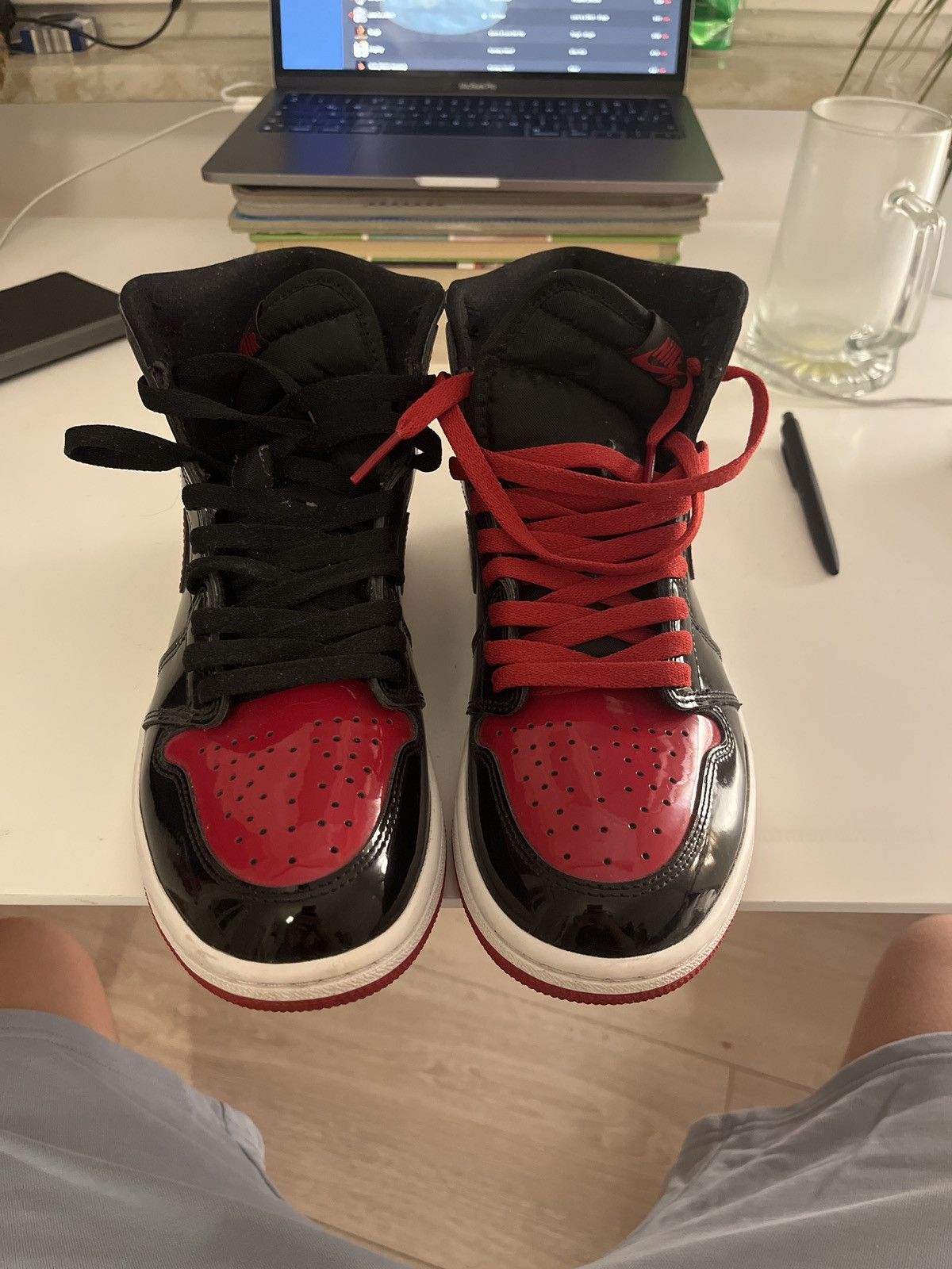 Jordan Brand × Nike Nike Jordan OG Patent Bred Size US 9 / EU 42 - 4 Thumbnail