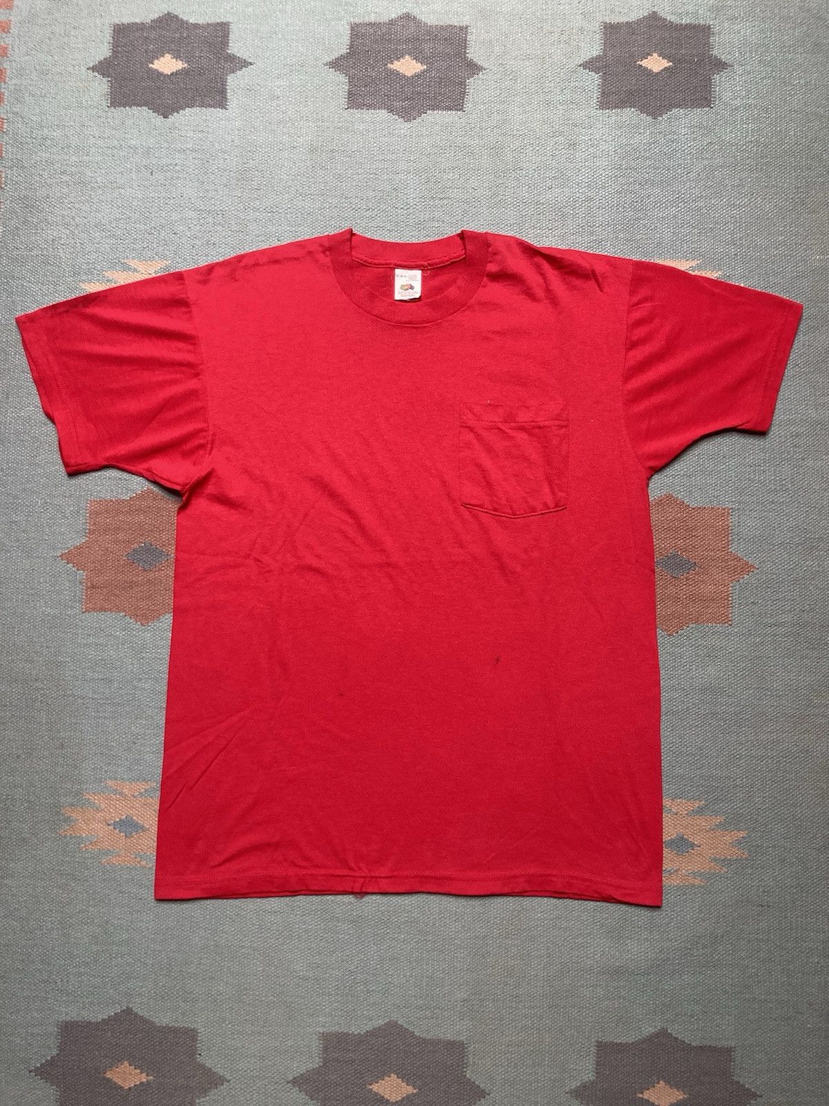 Fruit Of The Loom × Vintage Vtg pocket t shirt fruit of the loom soft crimson blank XL Size US XL / EU 56 / 4 - 1 Thumbnail