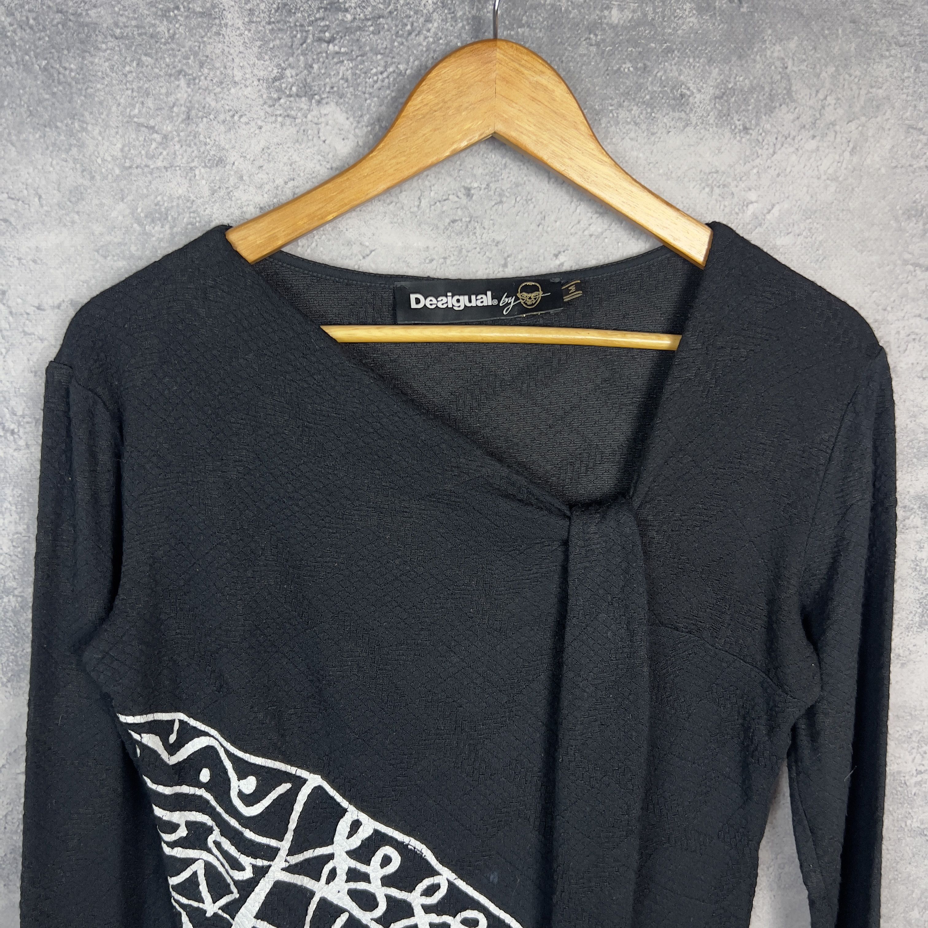 Desigual Desigual Blouse Women's Size M Black Long Sleeve Size M / US 6-8 / IT 42-44 - 2 Thumbnail