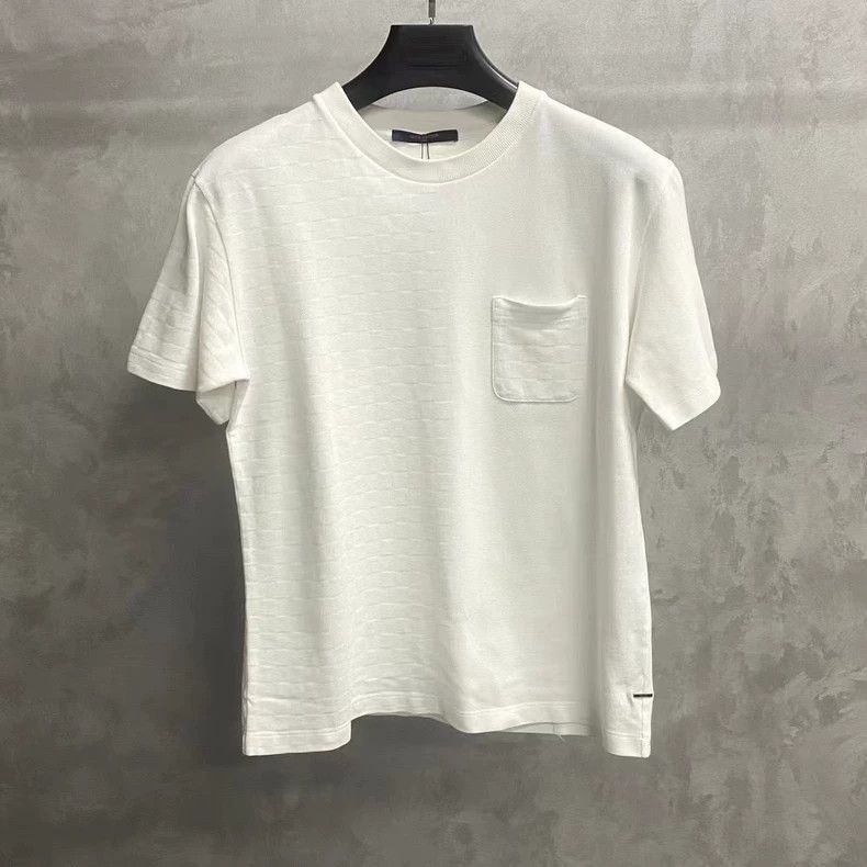 Louis Vuitton Louis Vuitton White thread checkerboard full printed logo Size US M / EU 48-50 / 2 - 1 Thumbnail