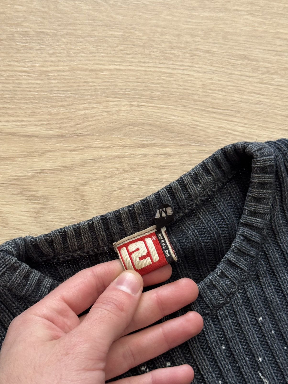 Vintage Vintage 00’s y2k Japanese Designer Made In Italy Sweater Size US M / EU 48-50 / 2 - 5 Thumbnail