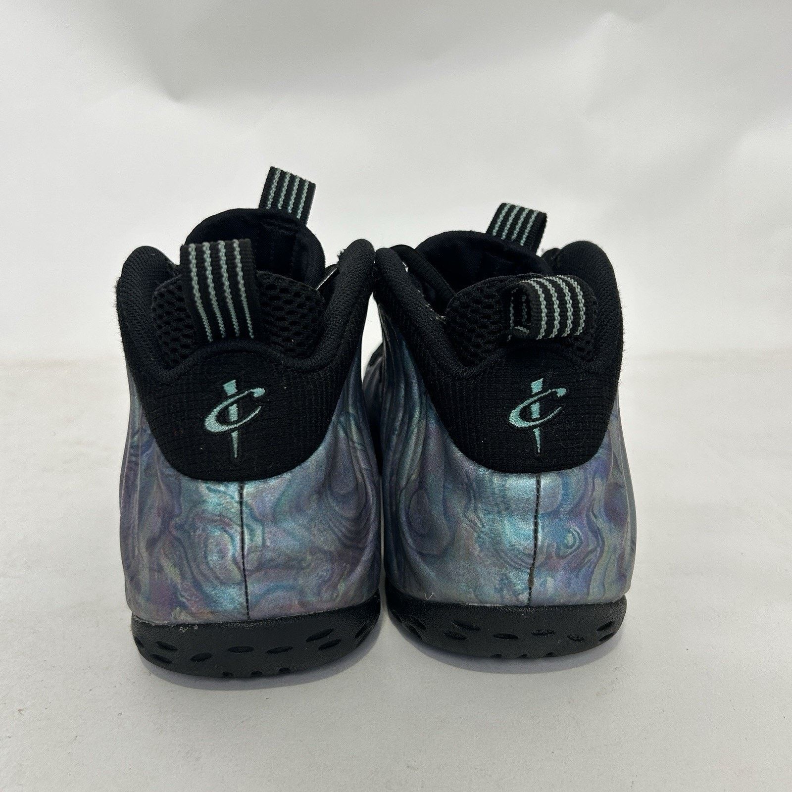Nike Nike Air Foamposite One Premium “Abalone” Size US 9.5 / EU 42-43 - 5 Thumbnail