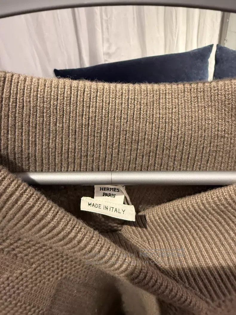 Hermes Hermes Cashmere Camel-Color Cloak with Elephant Grey Size XXS / US 00 / IT 34 - 3 Thumbnail