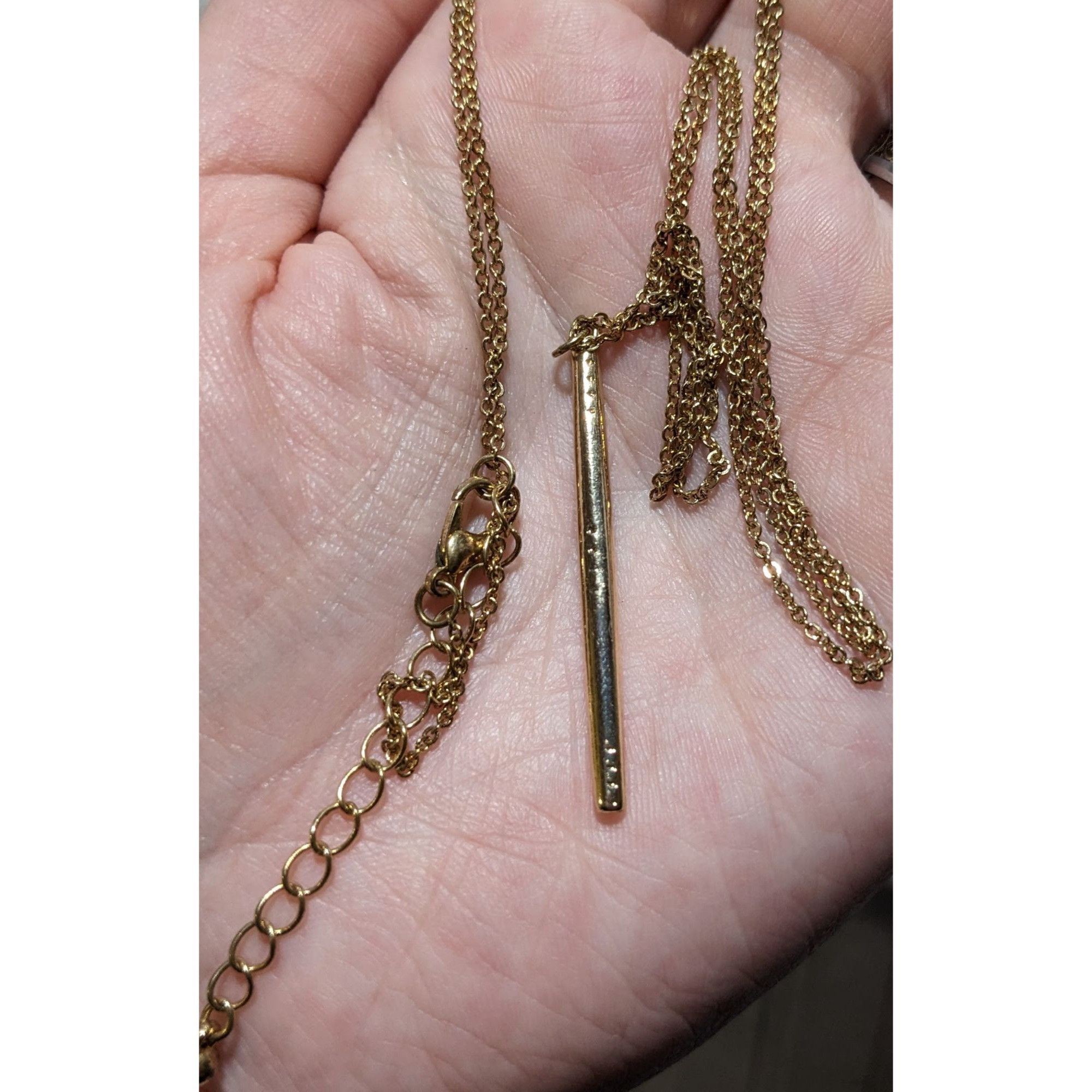Other Minimalist Golden Etched Pillar Necklace Size ONE SIZE - 9 Thumbnail