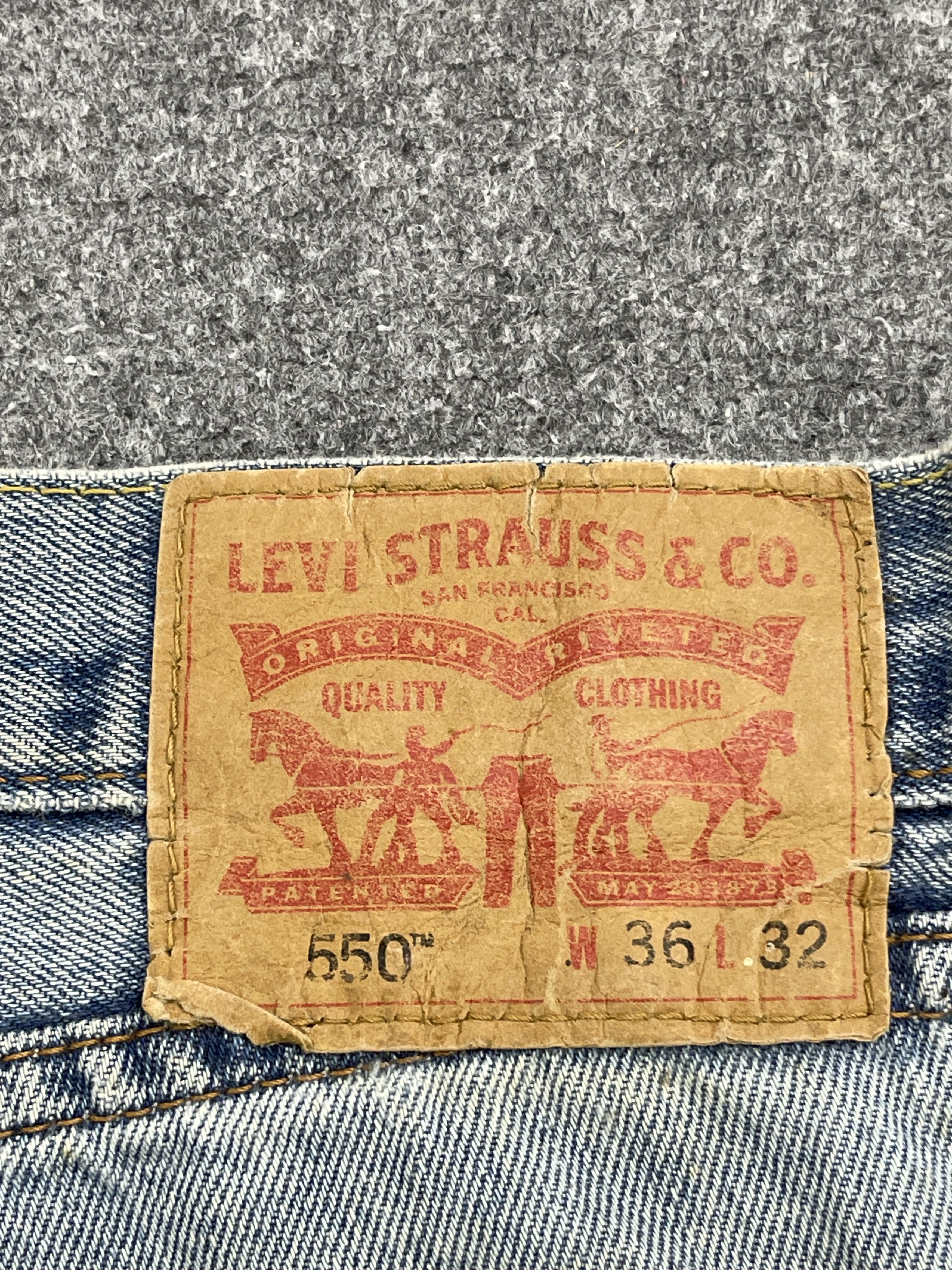Levi's Vintage Distressed Levis 550 Light Wash Jeans DP2501 Size US 35 - 5 Thumbnail