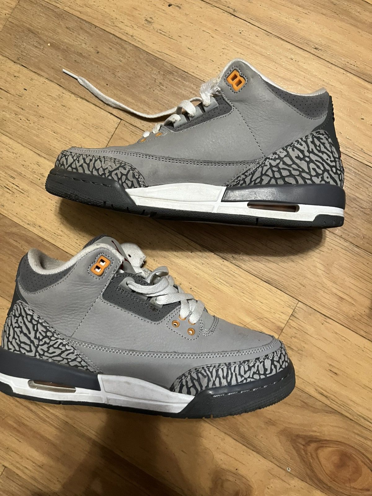 Jordan Brand Jordan 3 Cool Grey (gs) Size US 7 / EU 40 - 3 Thumbnail