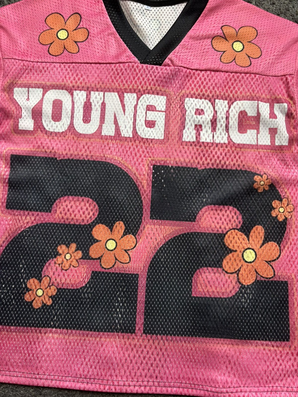 Japanese Brand Vintage Young Rich 22 flowers pink black football jersey Size US L / EU 52-54 / 3 - 5 Thumbnail