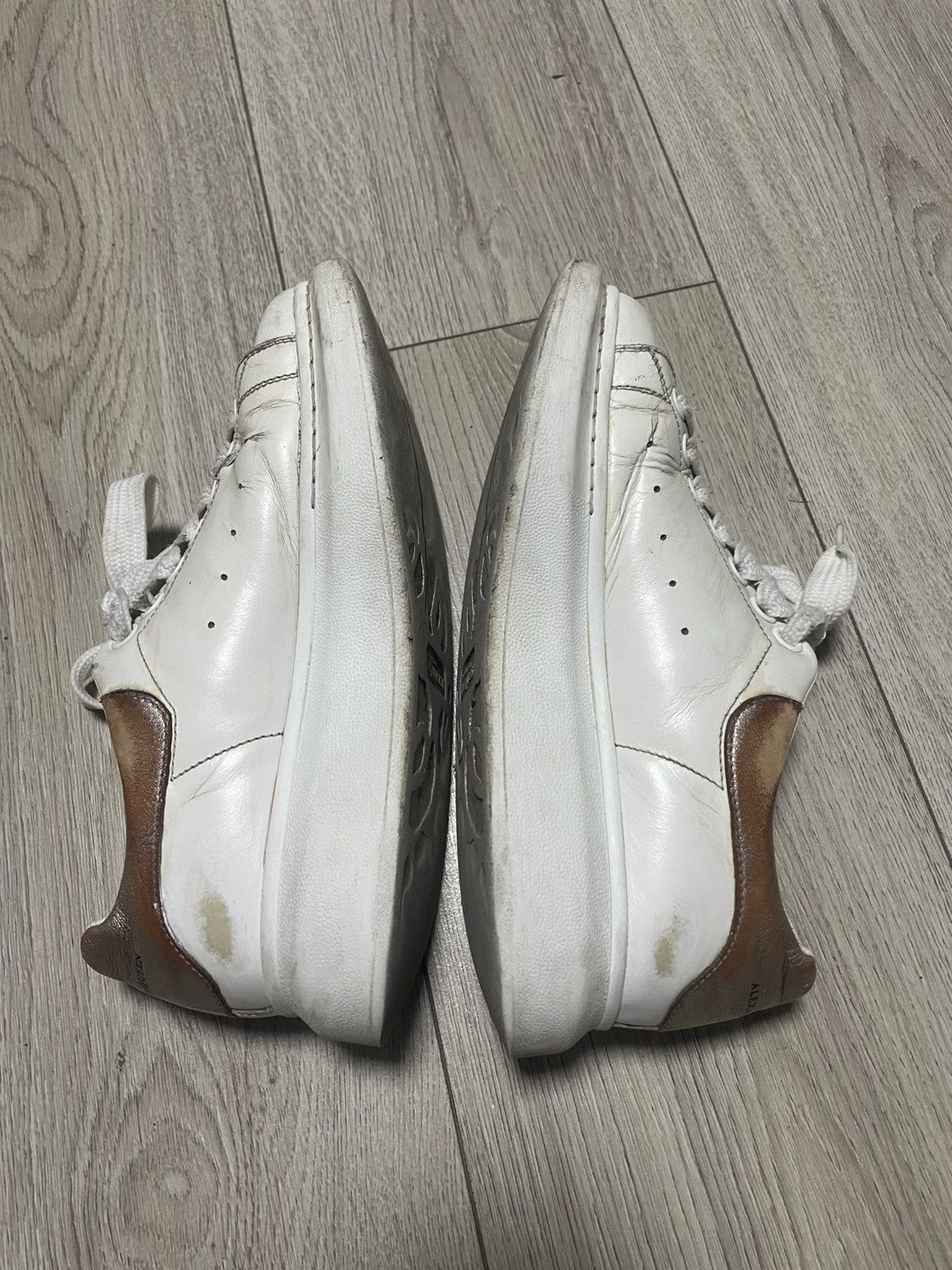 Alexander McQueen Alexander McQueen Basic Sneakers 462217 Unisex Size US 8 / IT 38 - 5 Thumbnail