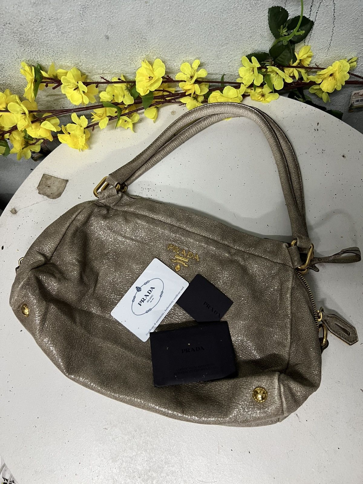 Prada Authentic Prada saffiono Leather Size ONE SIZE - 1 Thumbnail
