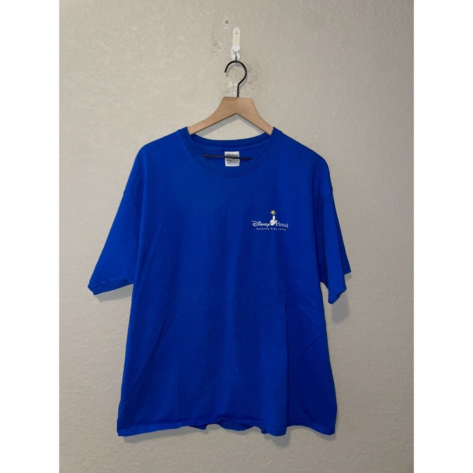 Disney Vintage Disney Promo Shirt Hand Helping Kids Shine Blue XL Size US XL / EU 56 / 4 - 1 Thumbnail