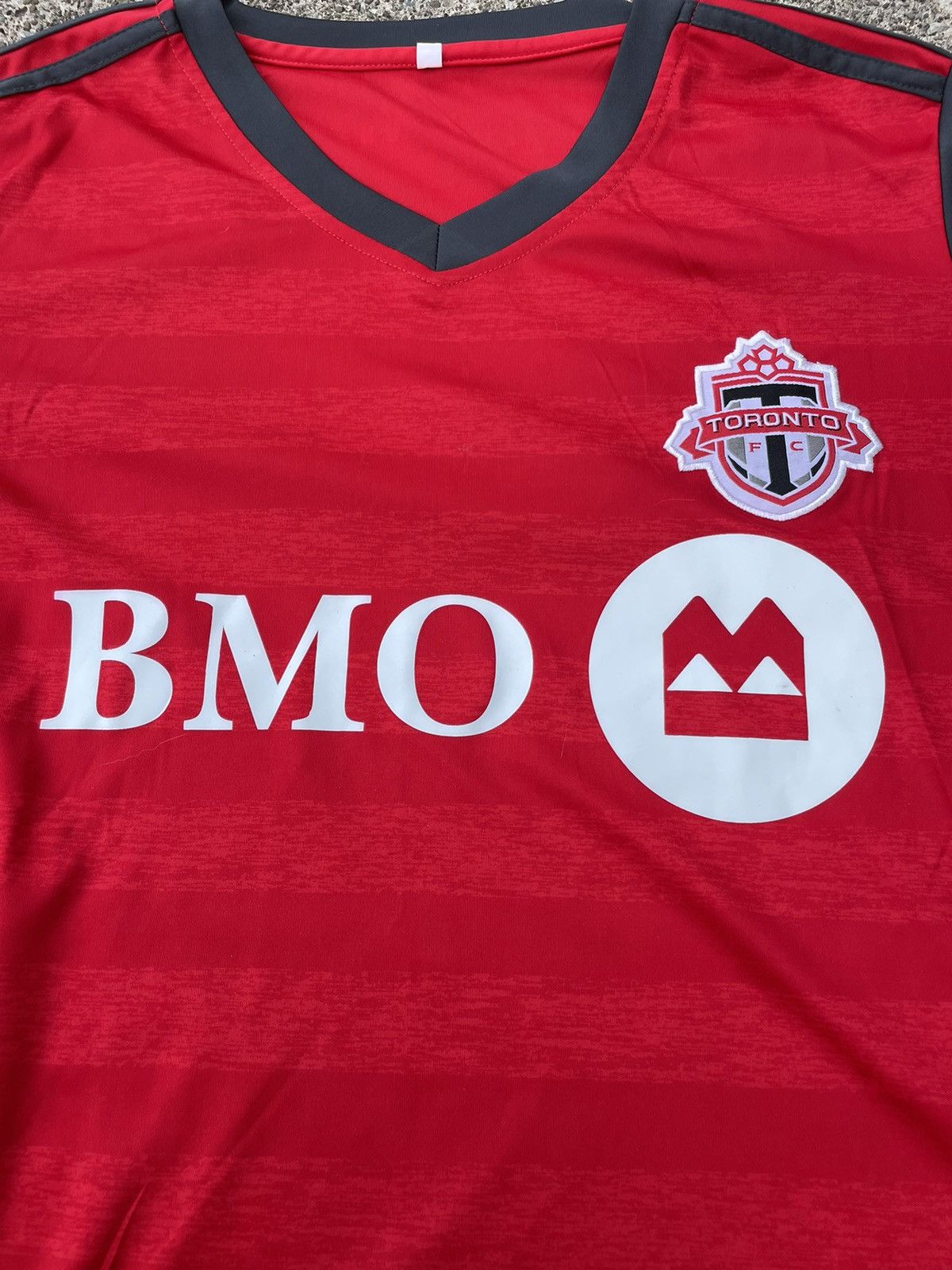 Other Toronto FC BMO soccer jersey Size US S / EU 44-46 / 1 - 2 Thumbnail