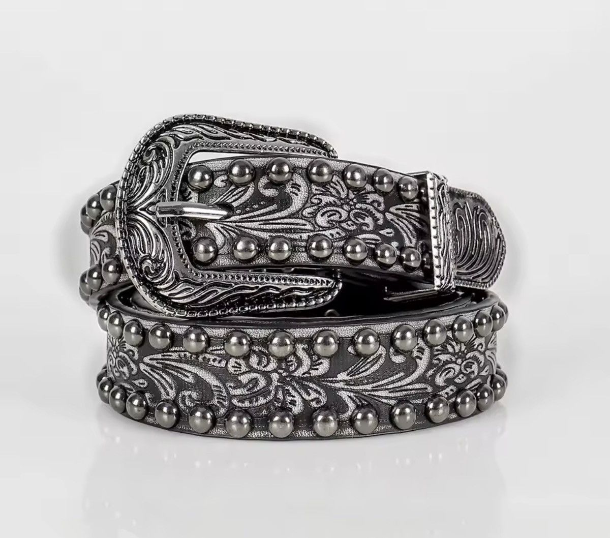 Japanese Brand retro old threaded rivet embossed Pu Leather belt Size 32 - 4 Thumbnail