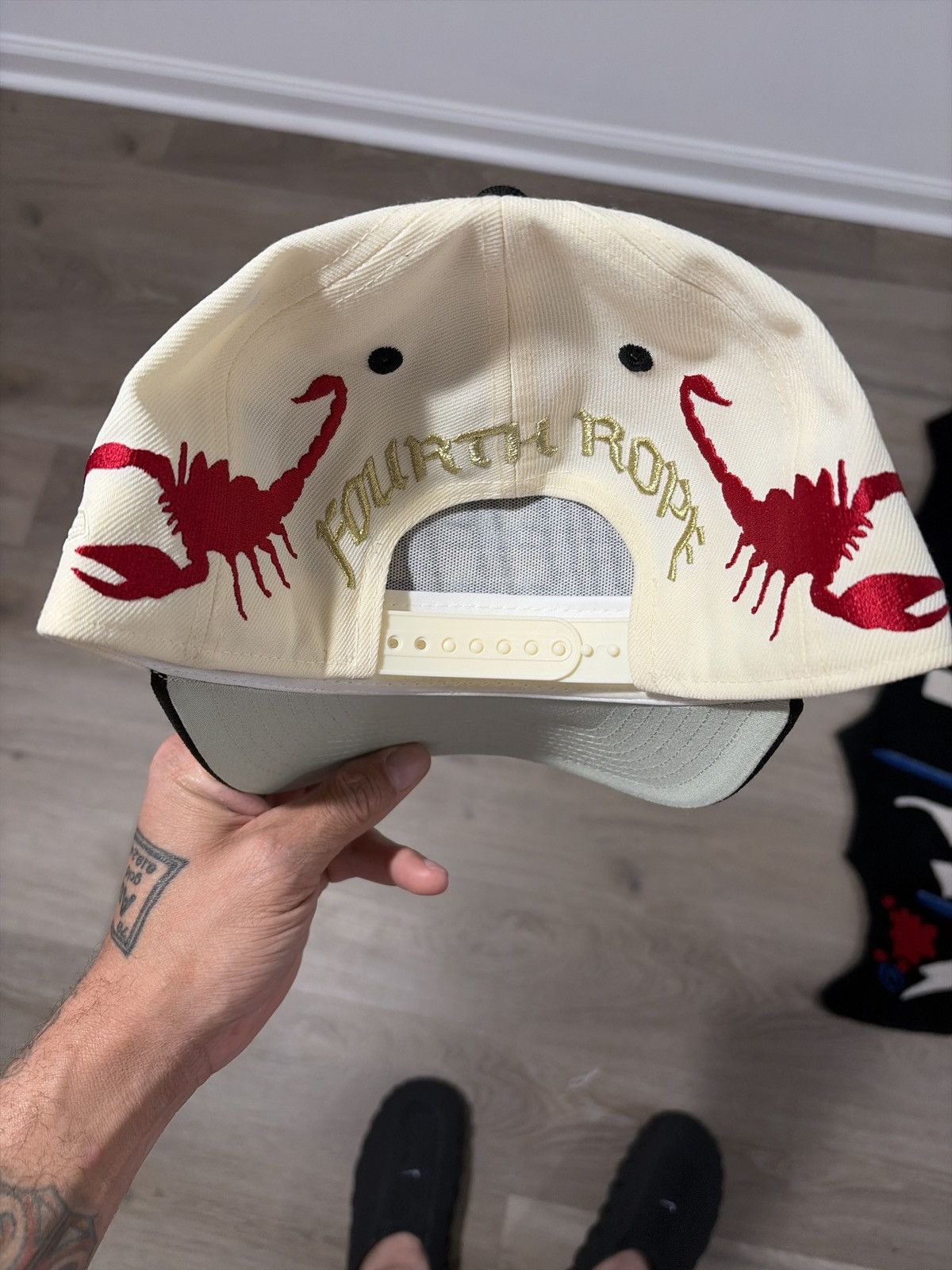 Other 4th Rope ‘HEELS’ New Era SnapBack Size ONE SIZE - 2 Thumbnail