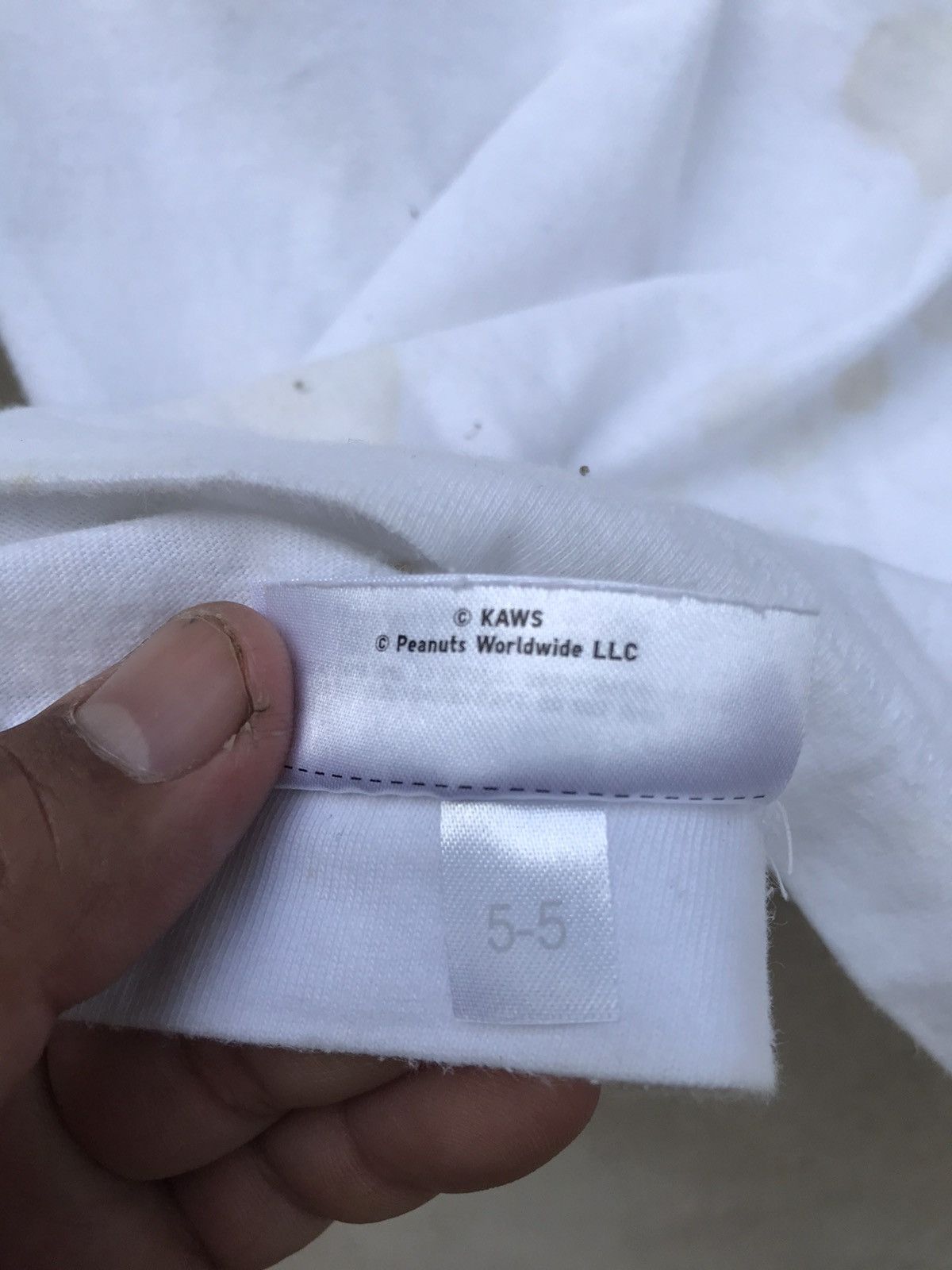 Kaws × Peanuts × Uniqlo KAWS X PEANUTS UNIQLO TEES Size US S / EU 44-46 / 1 - 9 Thumbnail