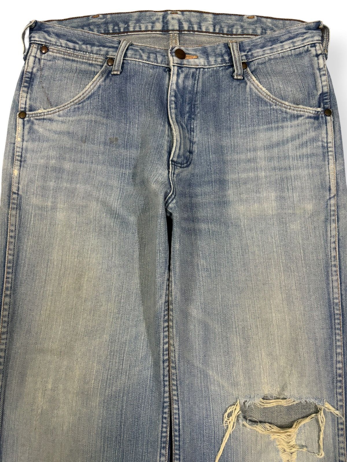 Wrangler Vintage Y2K Wrangler Blue Wash Faded Distressed Jeans Size US 34 / EU 50 - 3 Thumbnail