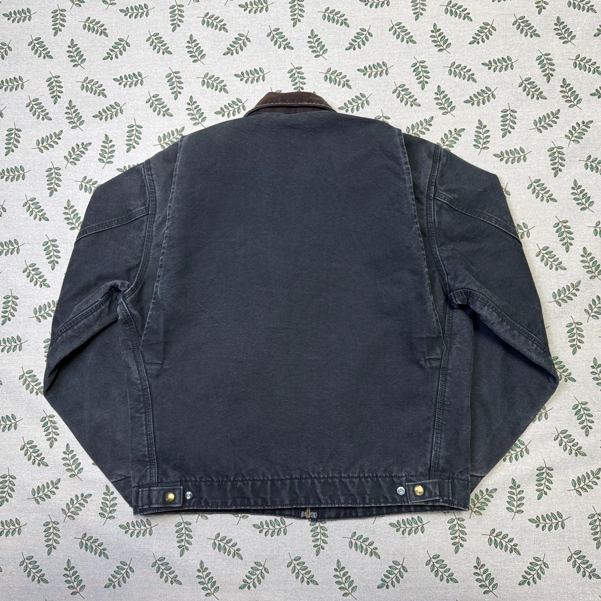 Vintage Vintage Carhartt Size M Carhartt Mainline Detroit Jacket Size US M / EU 48-50 / 2 - 2 Thumbnail