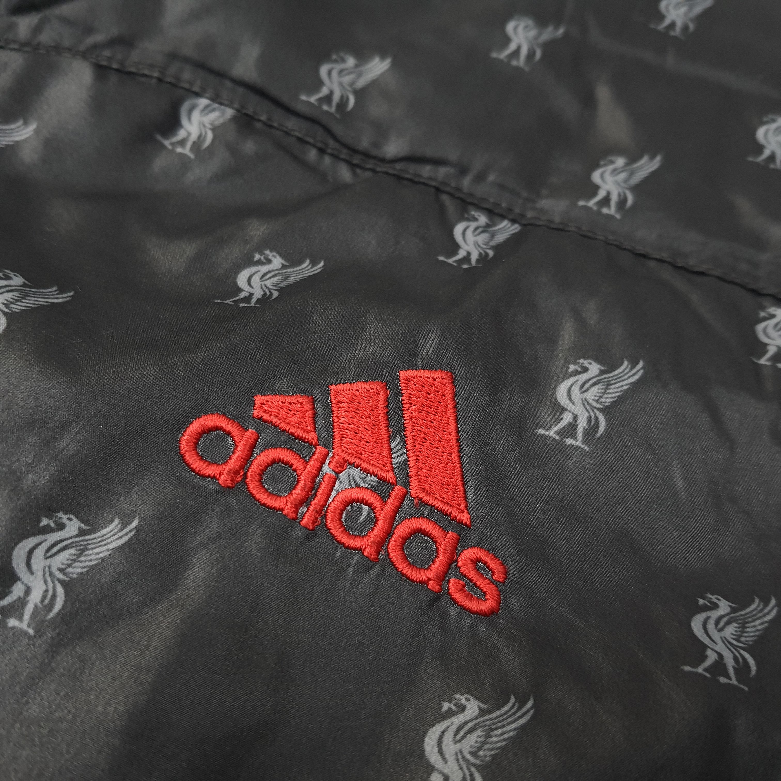 Adidas Vintage Adidas Liverpool F.C Puffer Jacket C262N5 Size US L / EU 52-54 / 3 - 4 Thumbnail