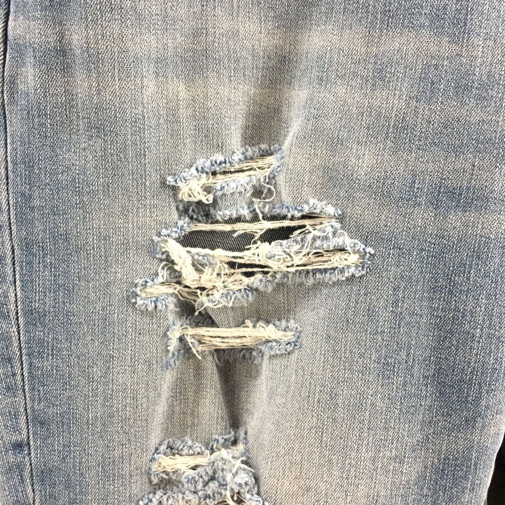 American Eagle Outfitters American Eagle Outfitters Skinny Jeans Womens 8 Blue Denim Mid Rise Distressed Zip Fly Size 30" / US 8 / IT 44 - 5 Thumbnail