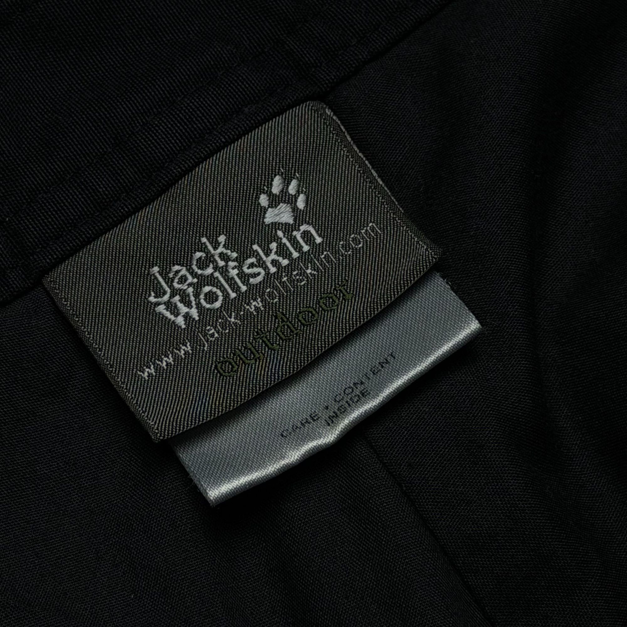 Jack Wolfskin Vintage Jack Wolfskin Technical Cargo Pants Black EU 52 / US Size US 32 / EU 48 - 6 Thumbnail