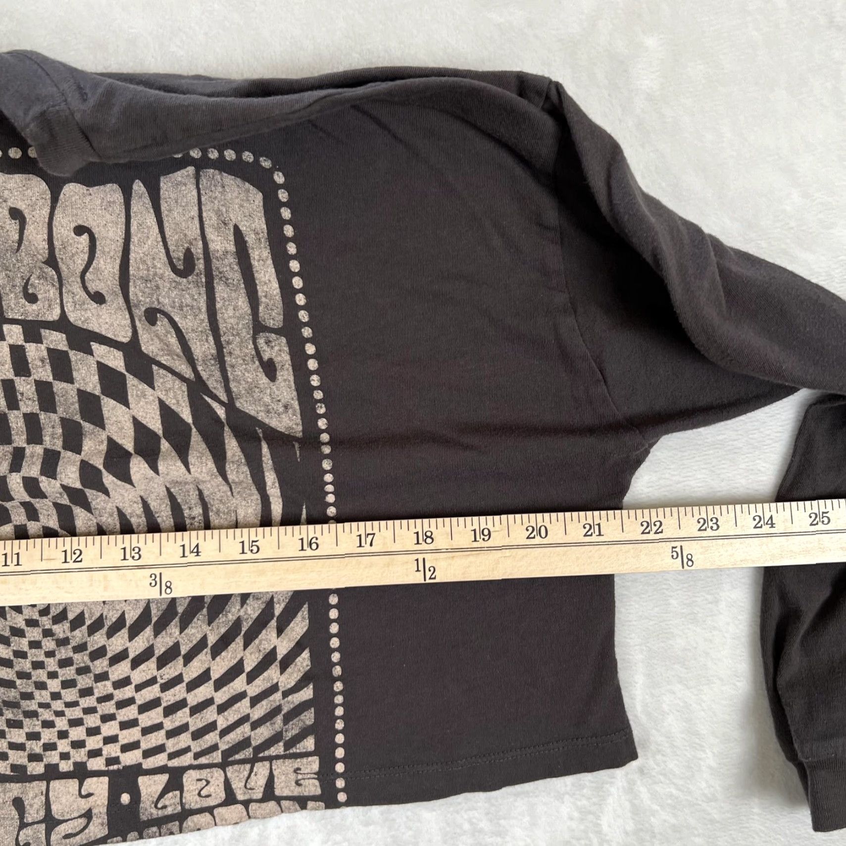 Billabong **Psychedelic Love Billabong Womens XS Cropped Long Sleeve T-Shirt** User: **Psychedelic Love Billabong Womens XS Cropped Long Sleeve T-Shirt** Size XS / US 0-2 / IT 36-38 - 4 Thumbnail