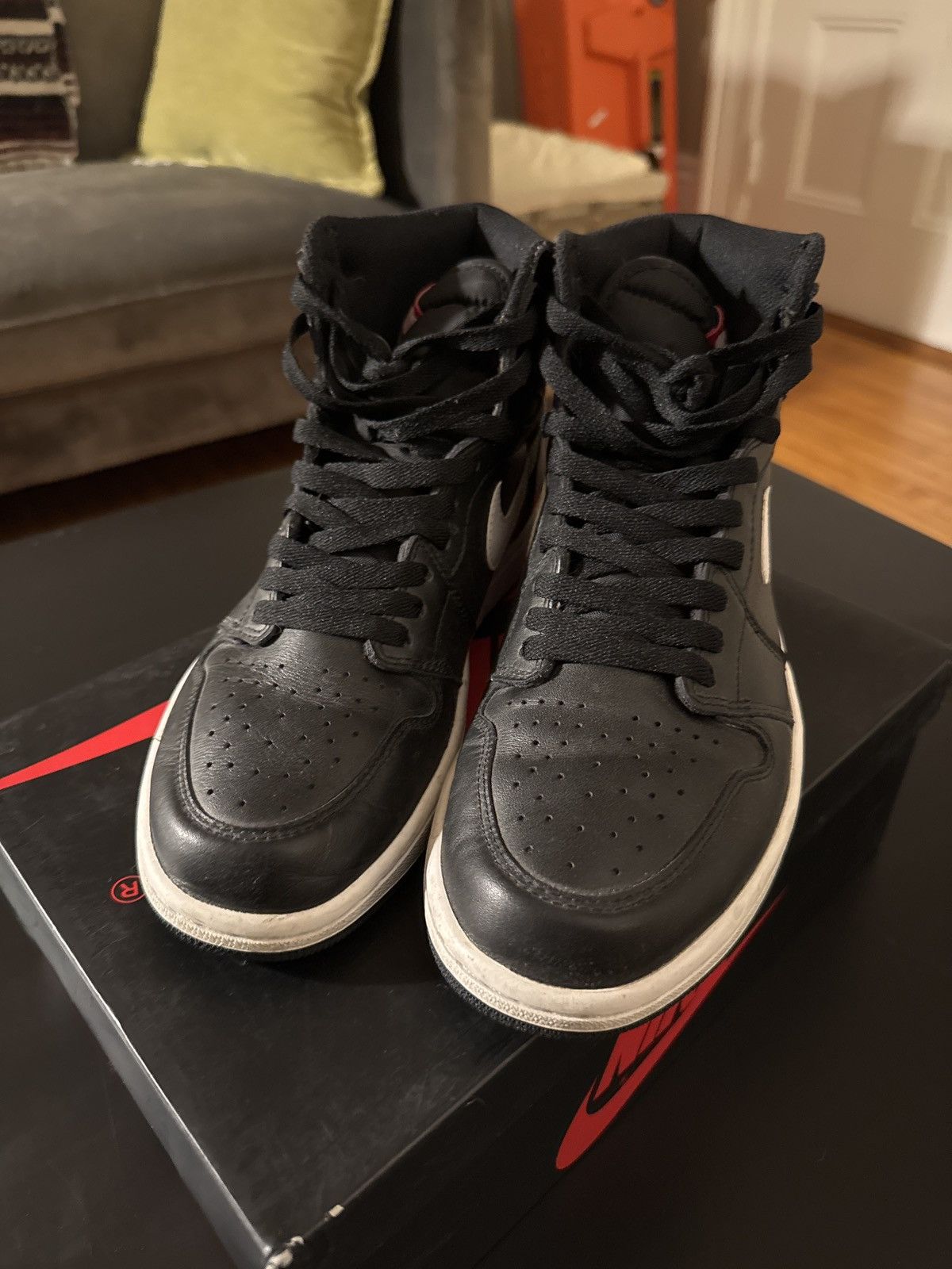 Jordan Brand Black Yin Yang 1's Size US 9 / EU 42 - 3 Thumbnail