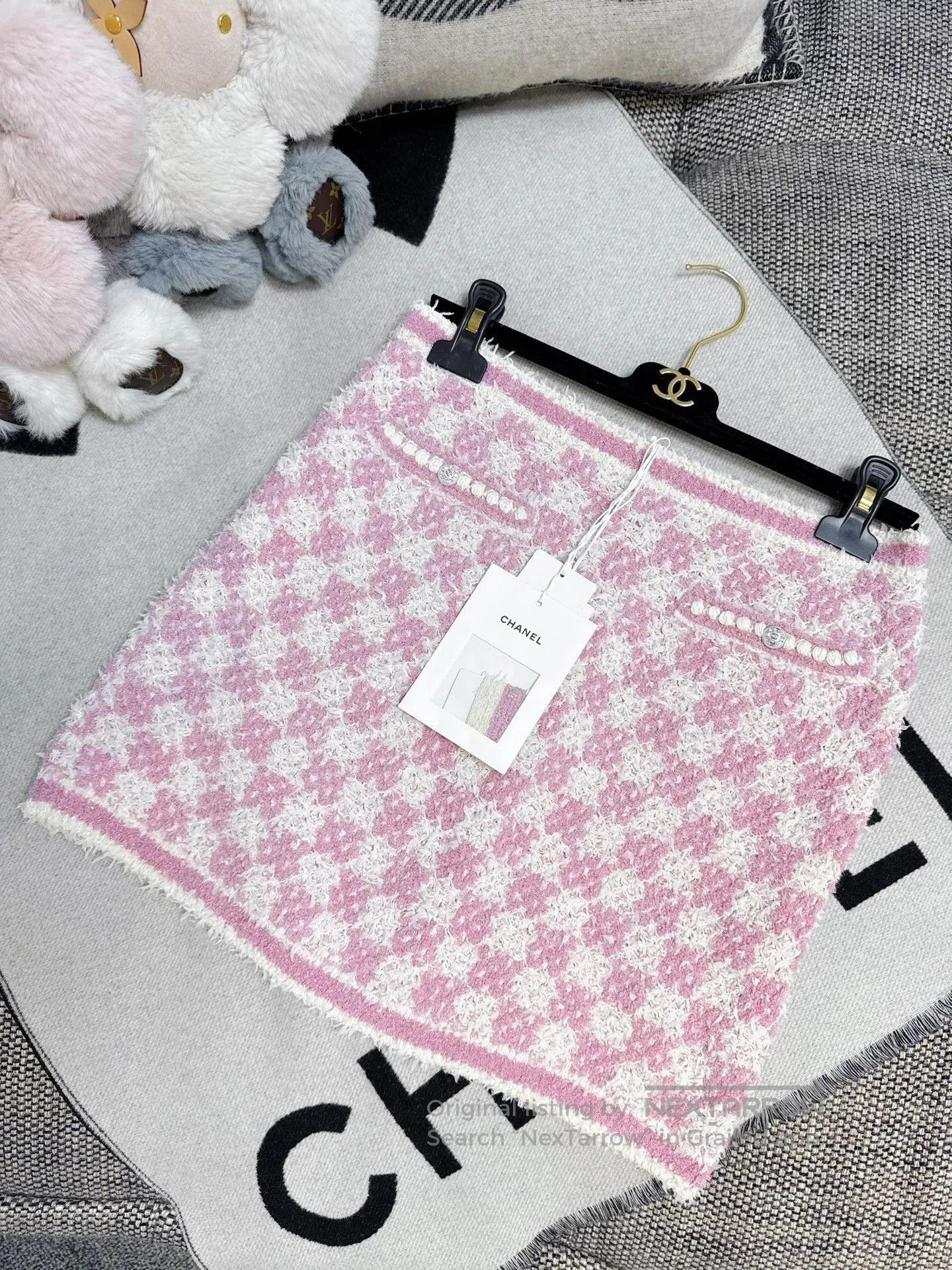 Chanel Chanel 23S Pink White Check Knit Skirt. Size 37" - 9 Thumbnail