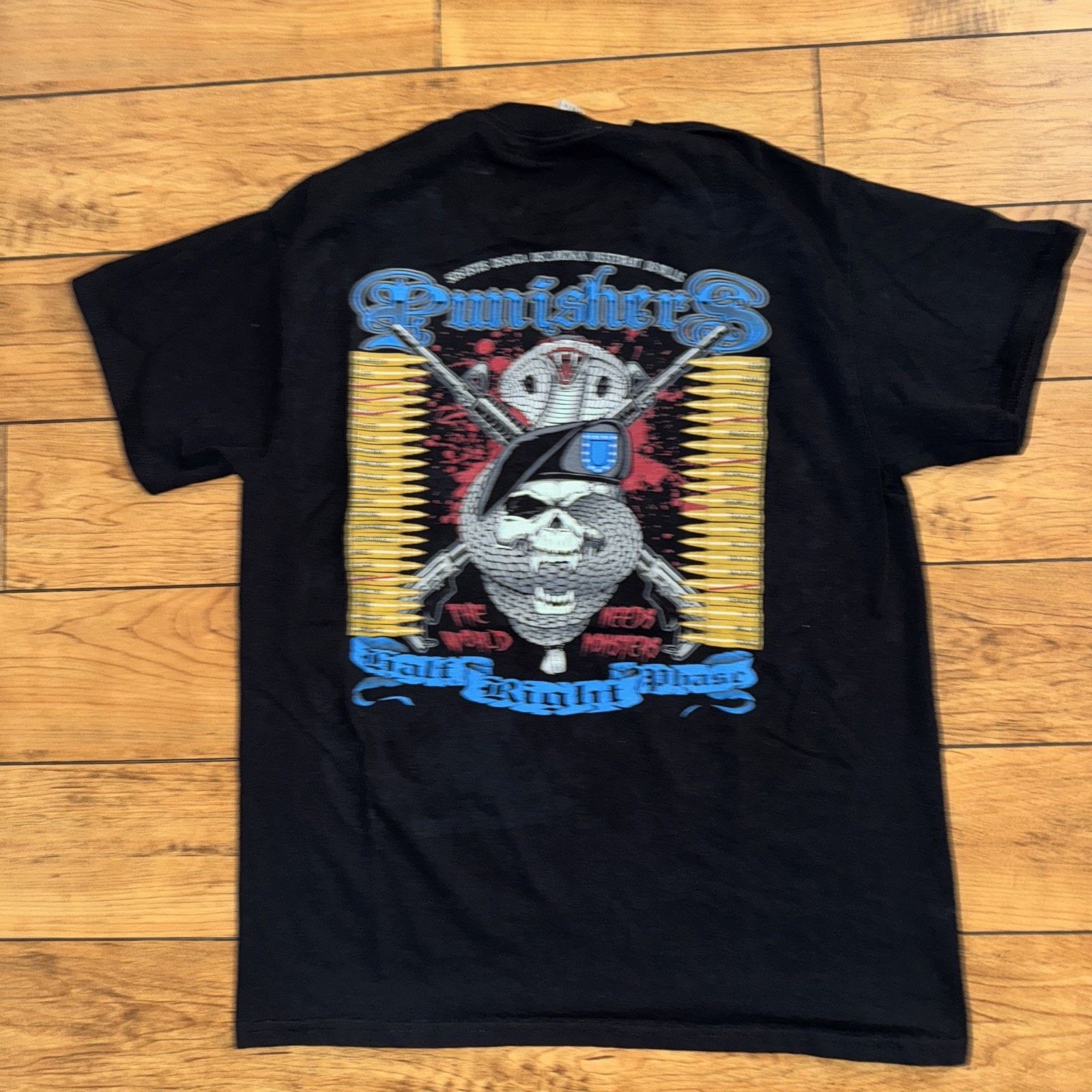 Band Tees × Gildan × Vintage Vintage Military Punishers T-Shirt Med 19x25 Fort Benning Size US M / EU 48-50 / 2 - 1 Thumbnail
