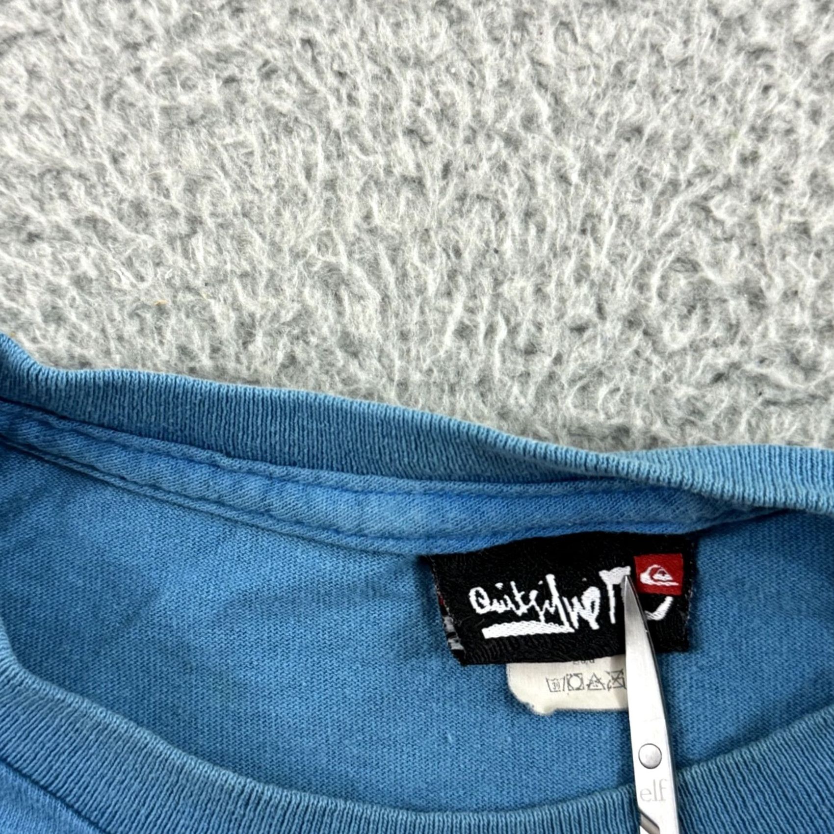 Quiksilver VINTAGE Quiksilver Shirt Mens Large Blue 90s Surf Sport Outdoor Short Sleeve T-Shirt Logo Cotton Knit Regular Man Size US L / EU 52-54 / 3 - 6 Thumbnail