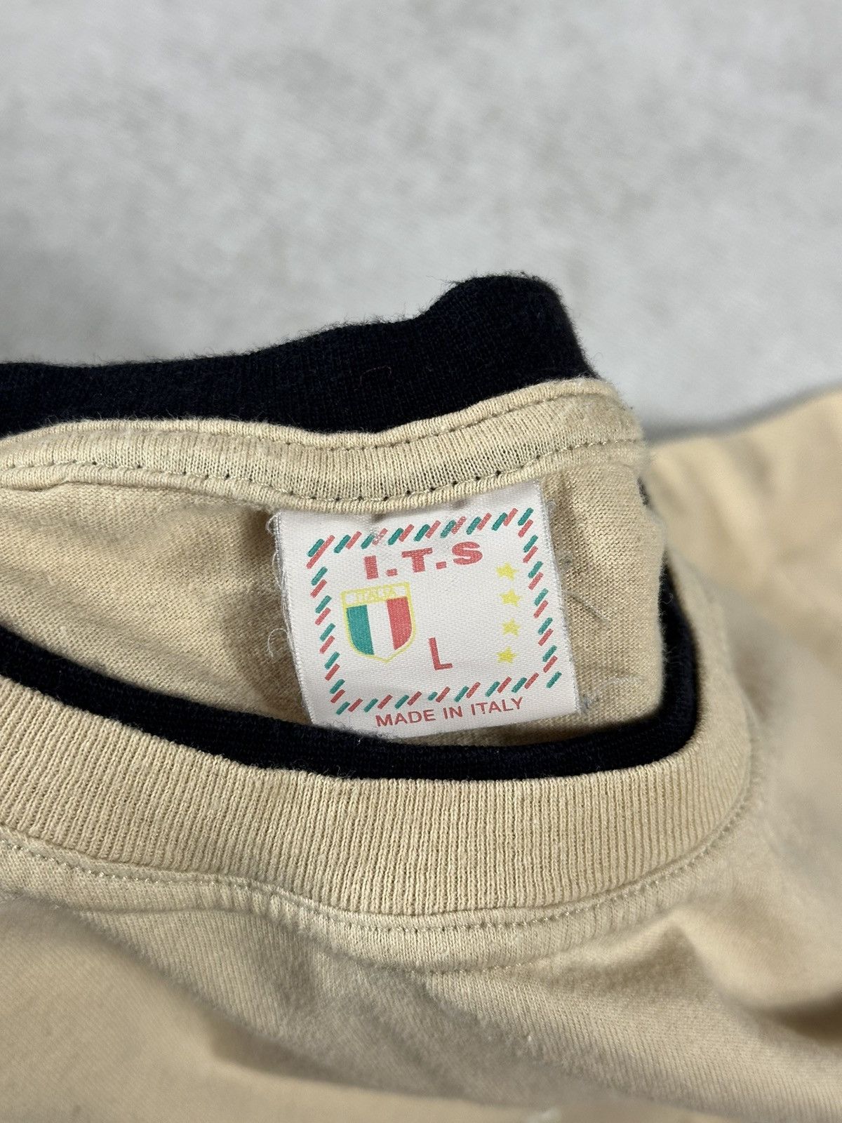 Band Tees Vintage Roma Italy Italia Logo Cream Tee Size US M / EU 48-50 / 2 - 5 Thumbnail