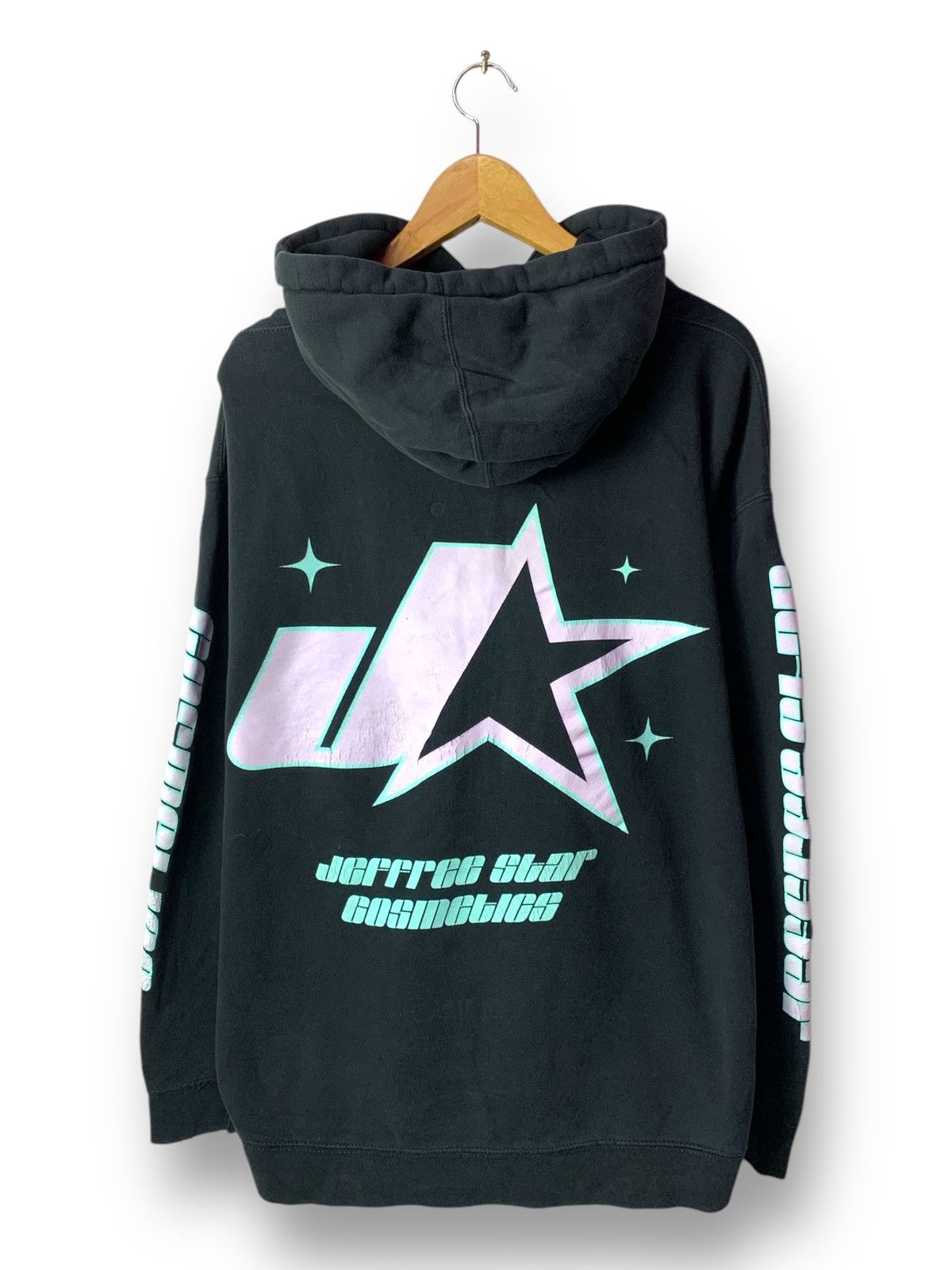 Independent Trading Co. 🔥Jeffree Star Cosmetics Big Logo Hoodie Pullover Sweatshirt Size US XL / EU 56 / 4 - 1 Thumbnail