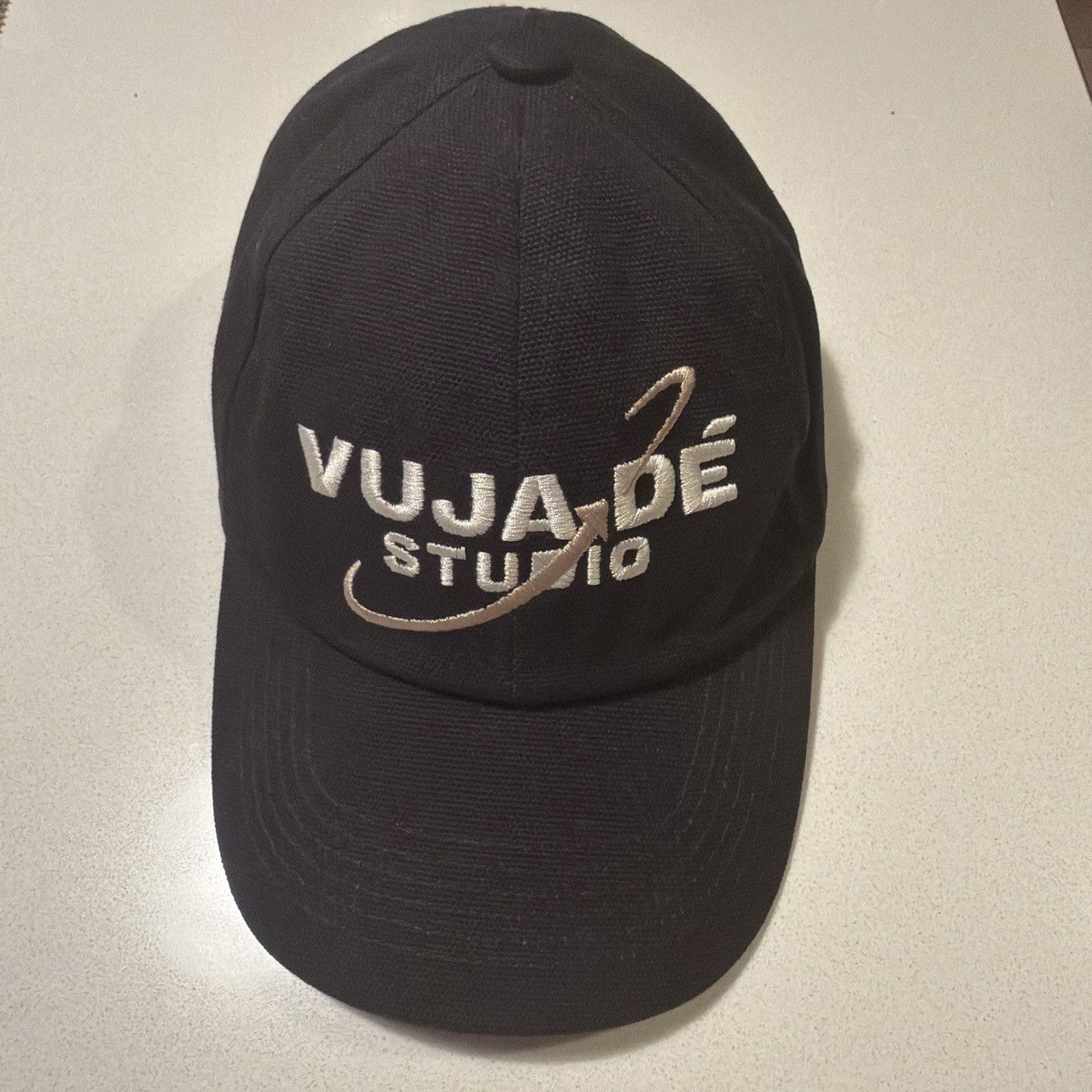 Vuja De Vujade studio hat ….very rare ….unisex Size ONE SIZE - 2 Thumbnail