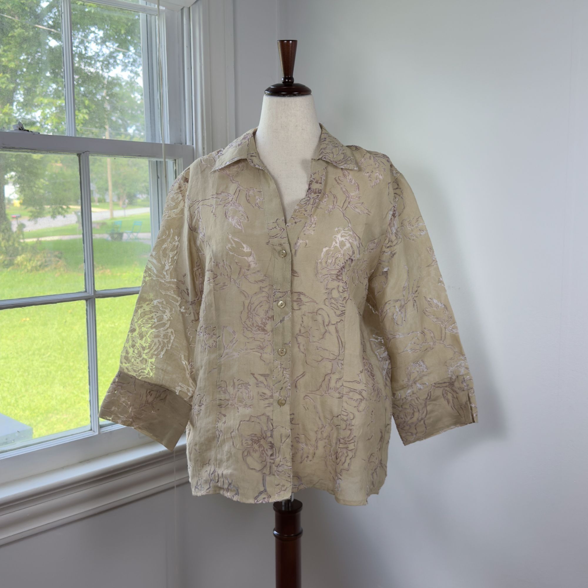 Vintage Vintage Sarah Bentley Floral Cream Button Down Shirt XL Size XL / US 12-14 / IT 48-50 - 1 Thumbnail