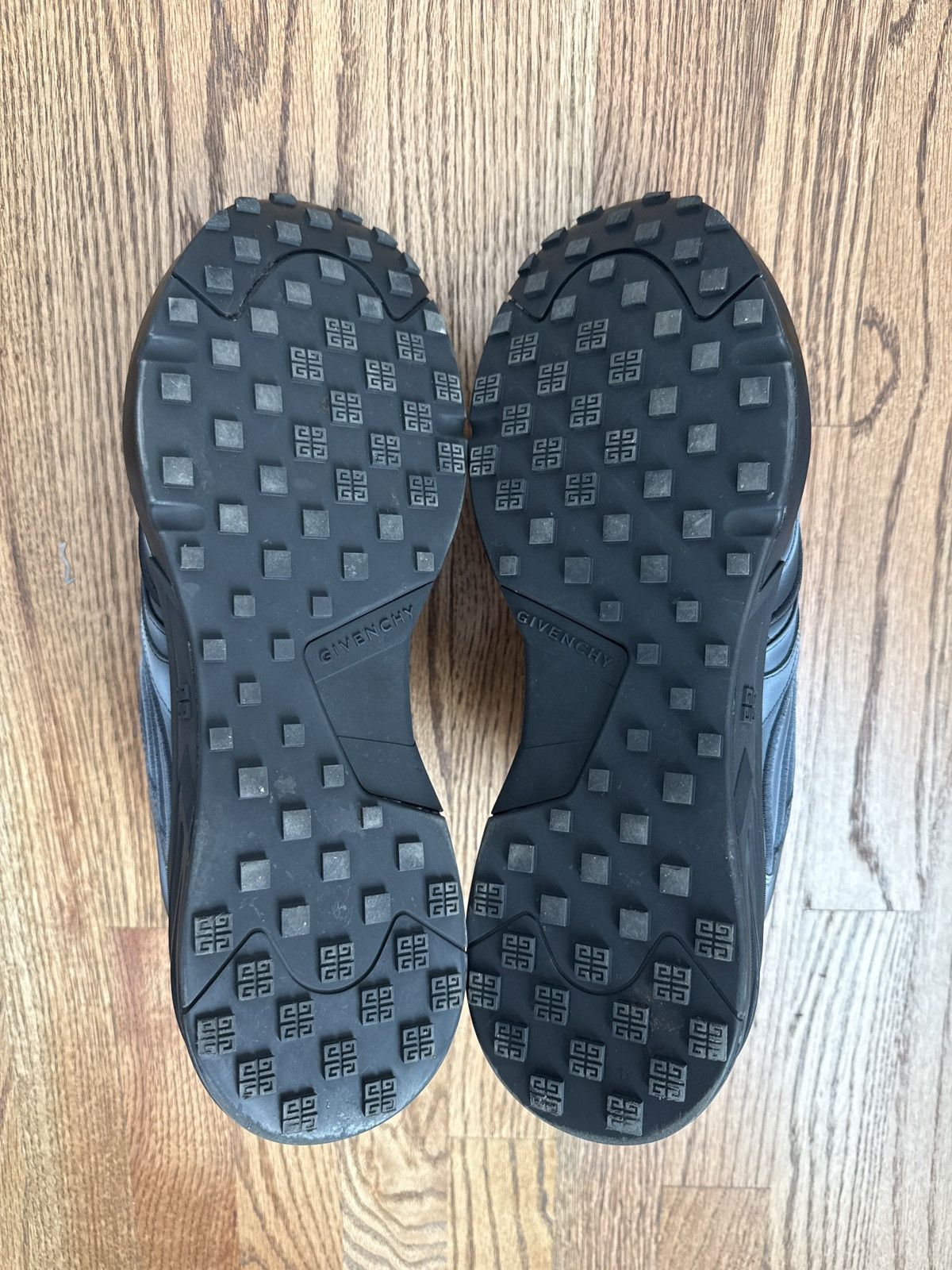 Chito × Givenchy Givenchy x Chito GIV1 Sneaker Size US 12 / EU 45 - 5 Thumbnail