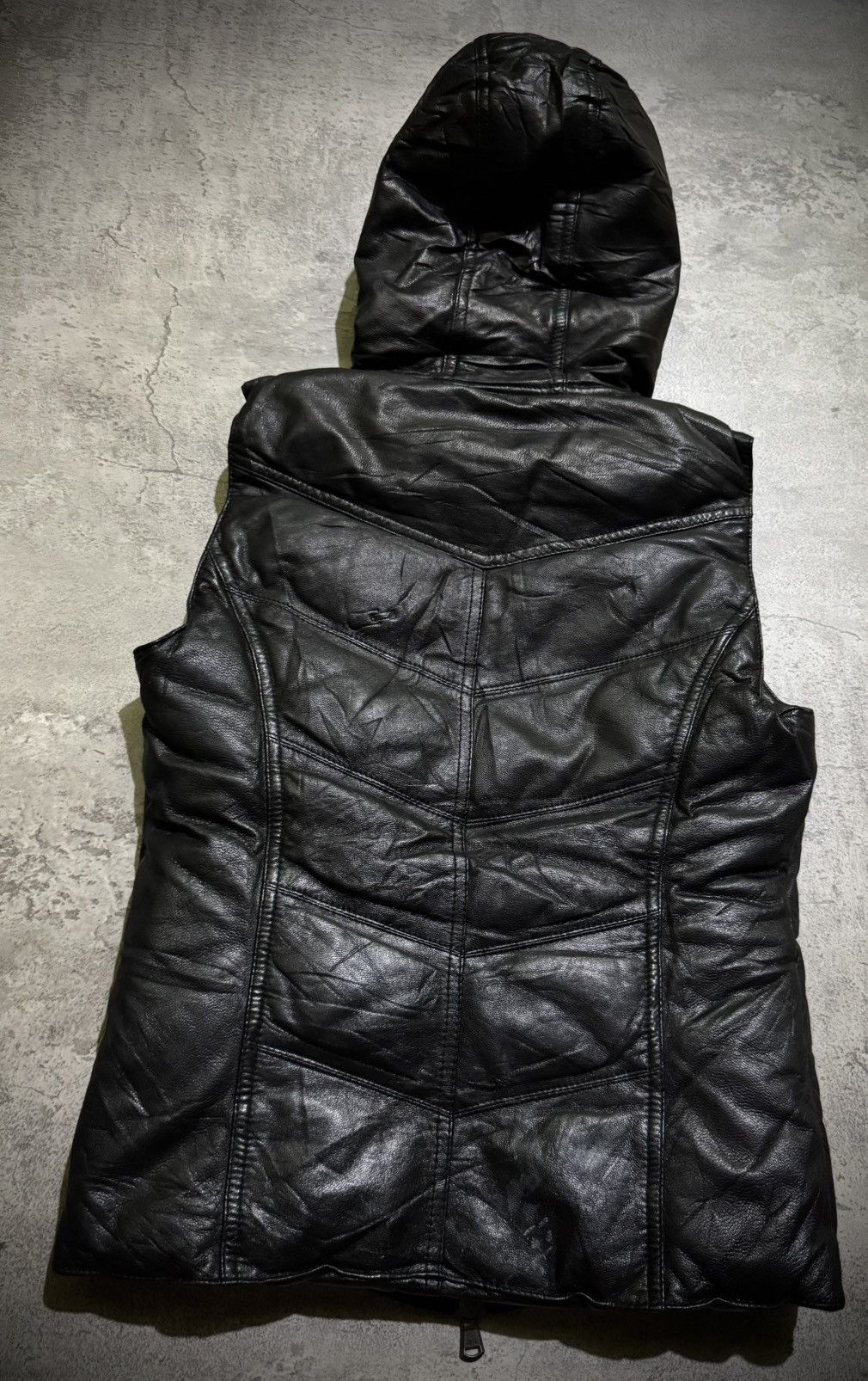 Shellac SHADE SHELLAC GOAT LEATHER IFSIXWASNINE LGB FUR BLACK VEST Size US M / EU 48-50 / 2 - 3 Thumbnail