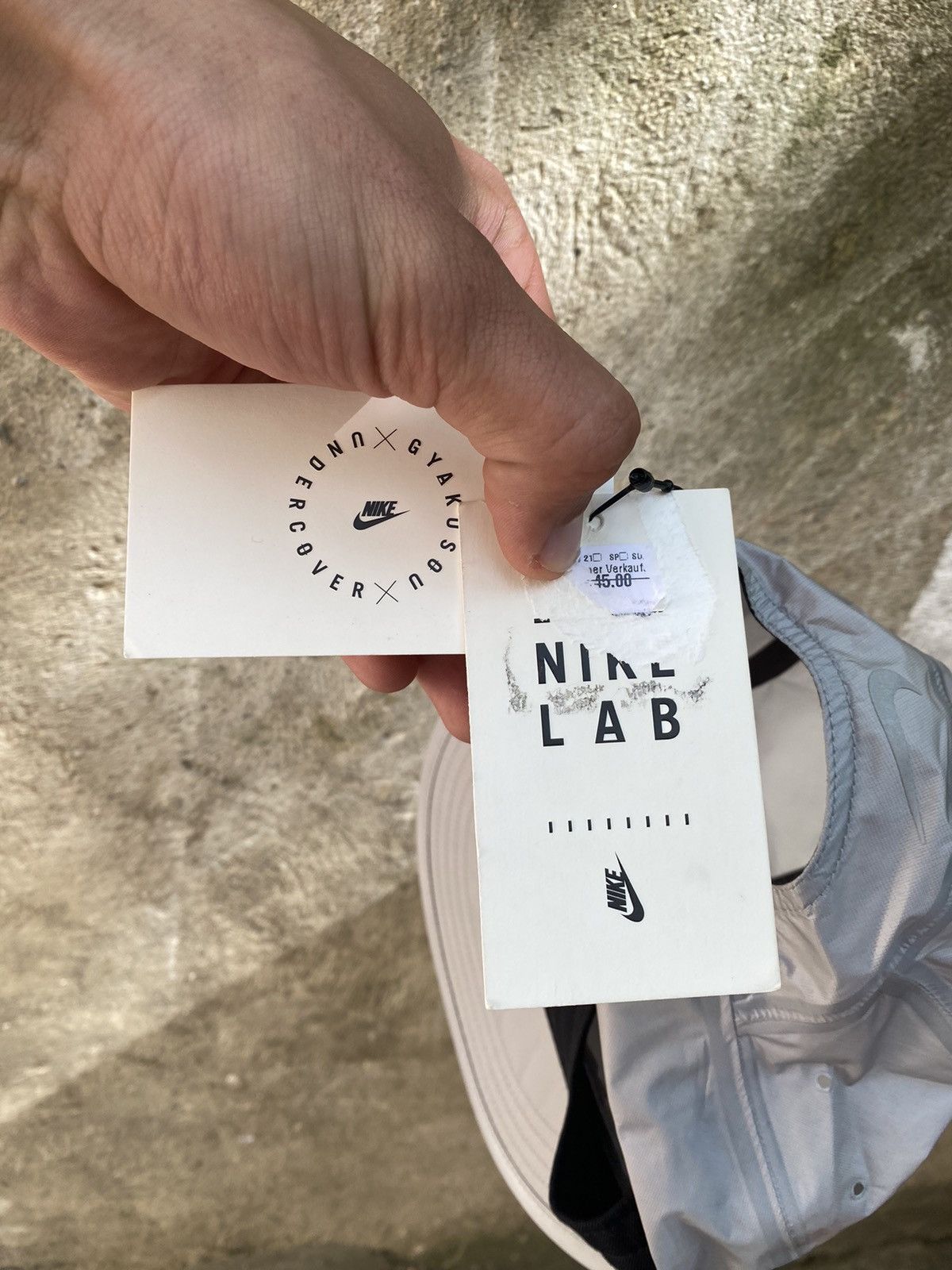 gyakusou tailwind cap