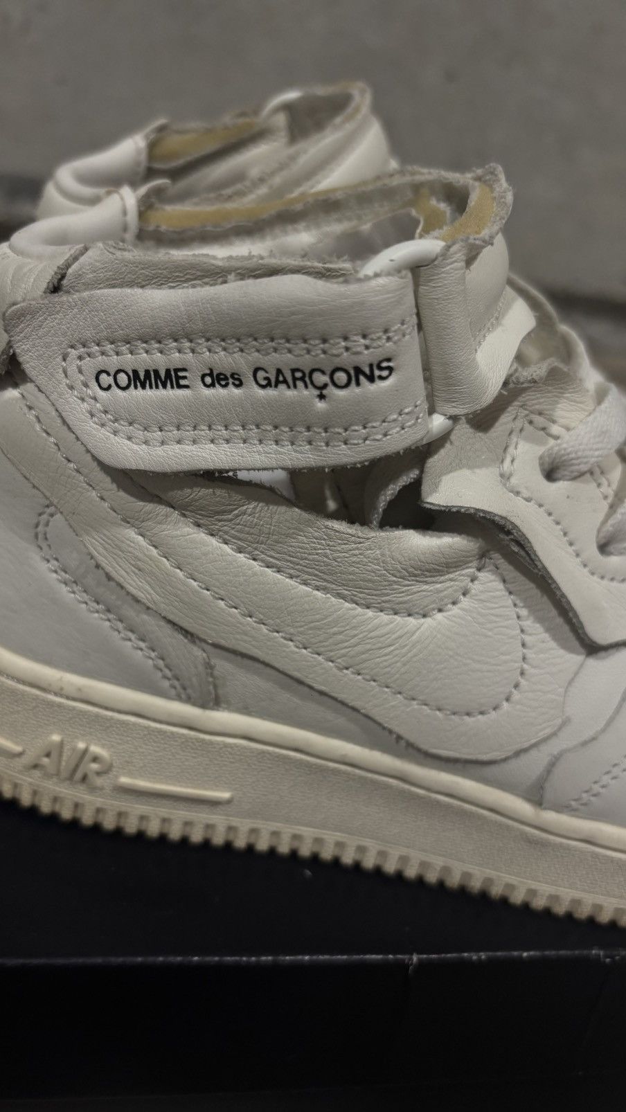 Comme des Garcons × Nike Comme Des Garçons Nike Air Force 1 Mid Size US 7 / EU 40 - 8 Thumbnail