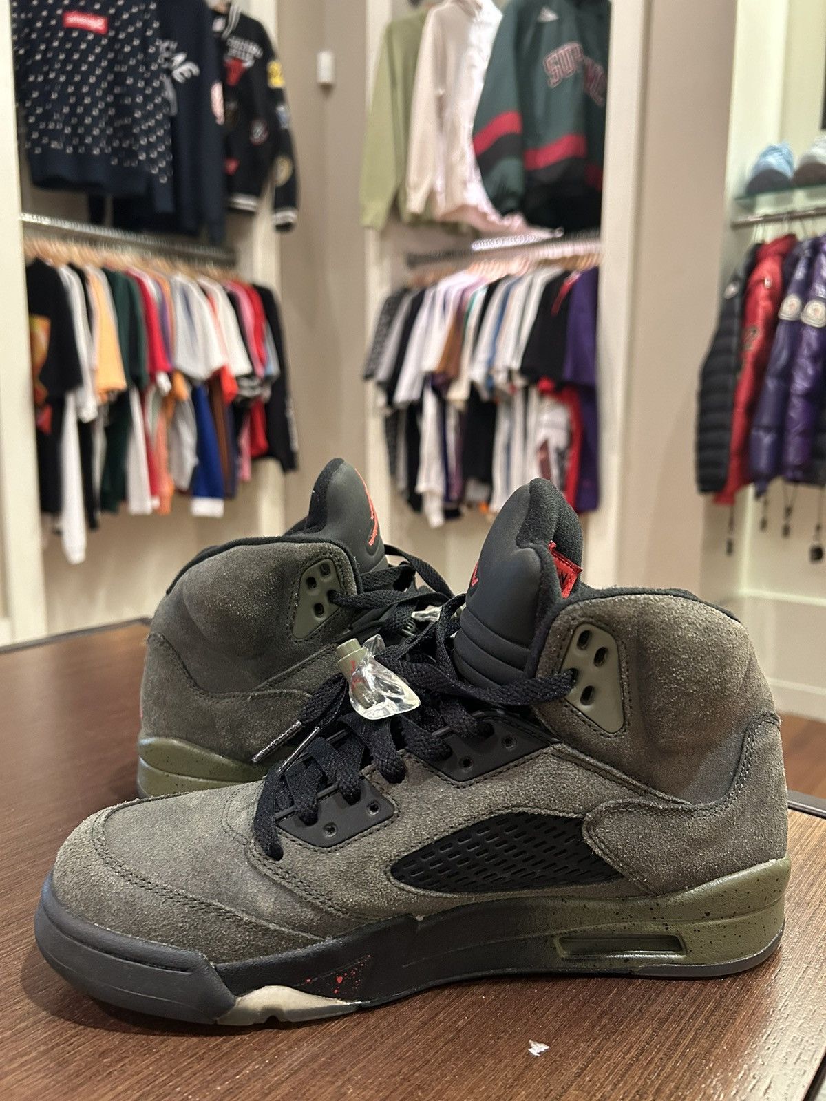 Jordan Brand Jordan 5 Retro Stealth Size US 8.5 / EU 41-42 - 3 Thumbnail