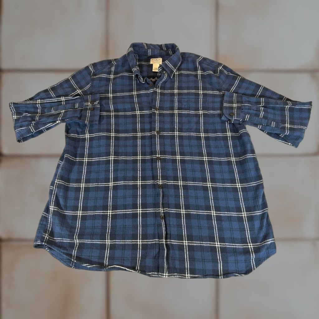 Vintage L.L. Bean Flannel Shirt Mens XL Blue Plaid Button Long Sleeve Workwear Outdoor Size US XL / EU 56 / 4 - 1 Thumbnail