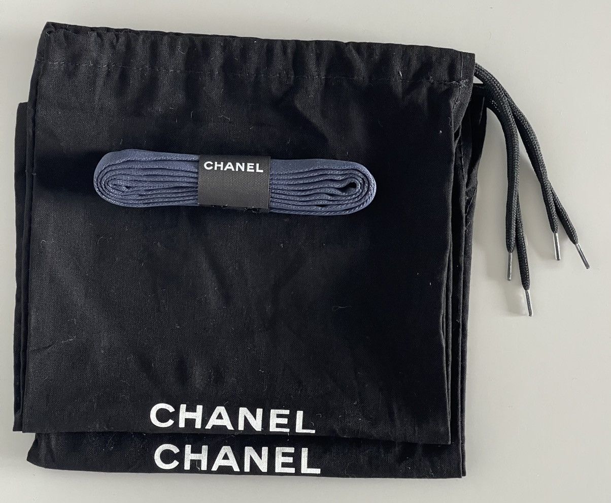Chanel CHANEL Weekender sneakers, navy/blue, size 41 Size US 8 / EU 41 - 15 Thumbnail