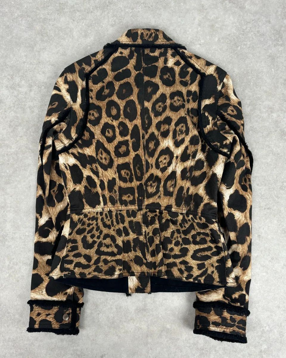 Gianfranco Ferre AW2006 Gianfranco Ferre Beige Leopard Print Blazer & Skirt Set Size M / US 6-8 / IT 42-44 - 6 Thumbnail