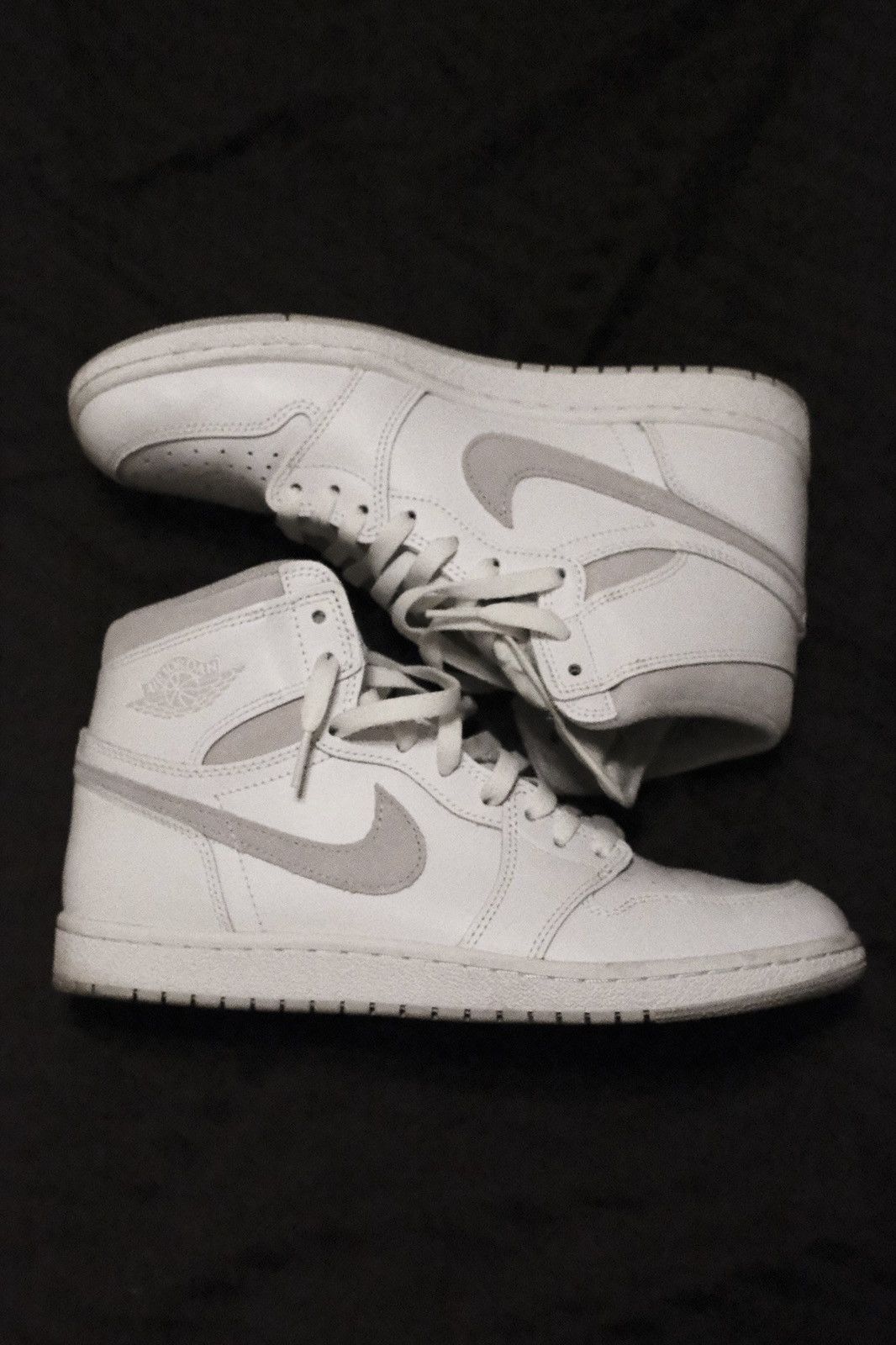 Jordan Brand × Nike Jordan 1 retro high OG Neutral Gray Size US 9.5 / EU 42-43 - 1 Thumbnail