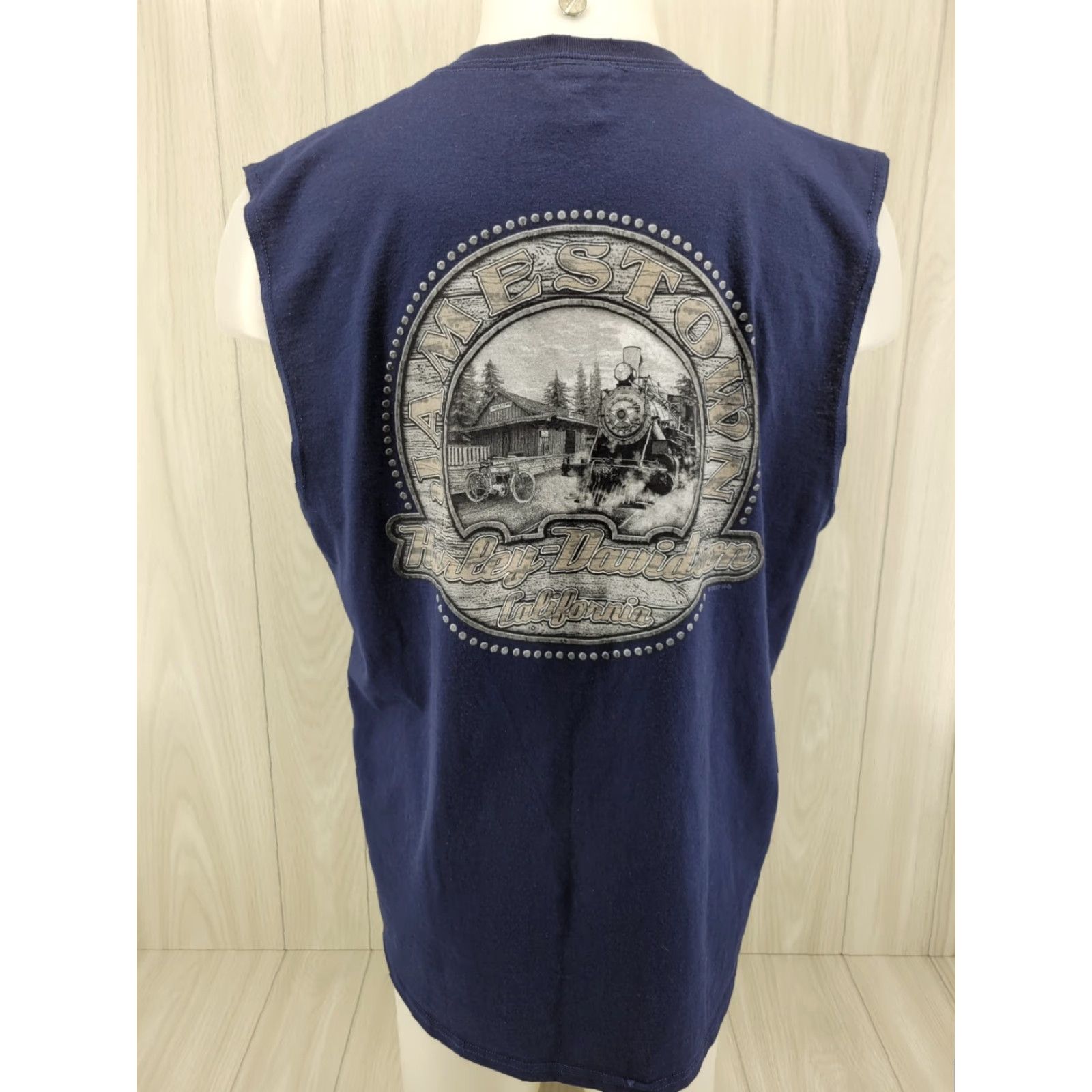 Harley Davidson Harley-Davidson Men T-Shirt Blue Tank Top Graphic Jamestown California XL Shirt Men Regular Size XL Blue Harley-Davidson Logo Graphic Print Size US XL / EU 56 / 4 - 5 Thumbnail