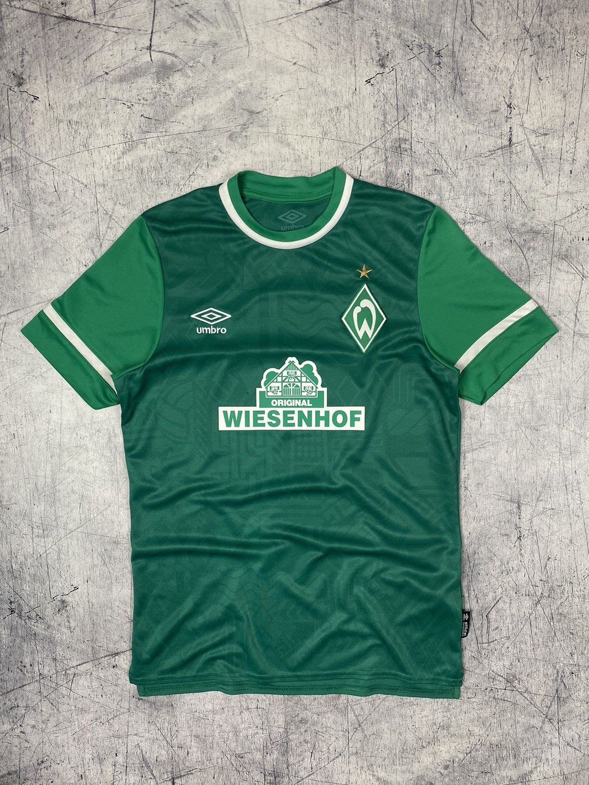 Umbro × Vintage UMBRO FC WERDER BREMEN 2019/2020 SOCCER JERSEY Size US S / EU 44-46 / 1 - 2 Thumbnail