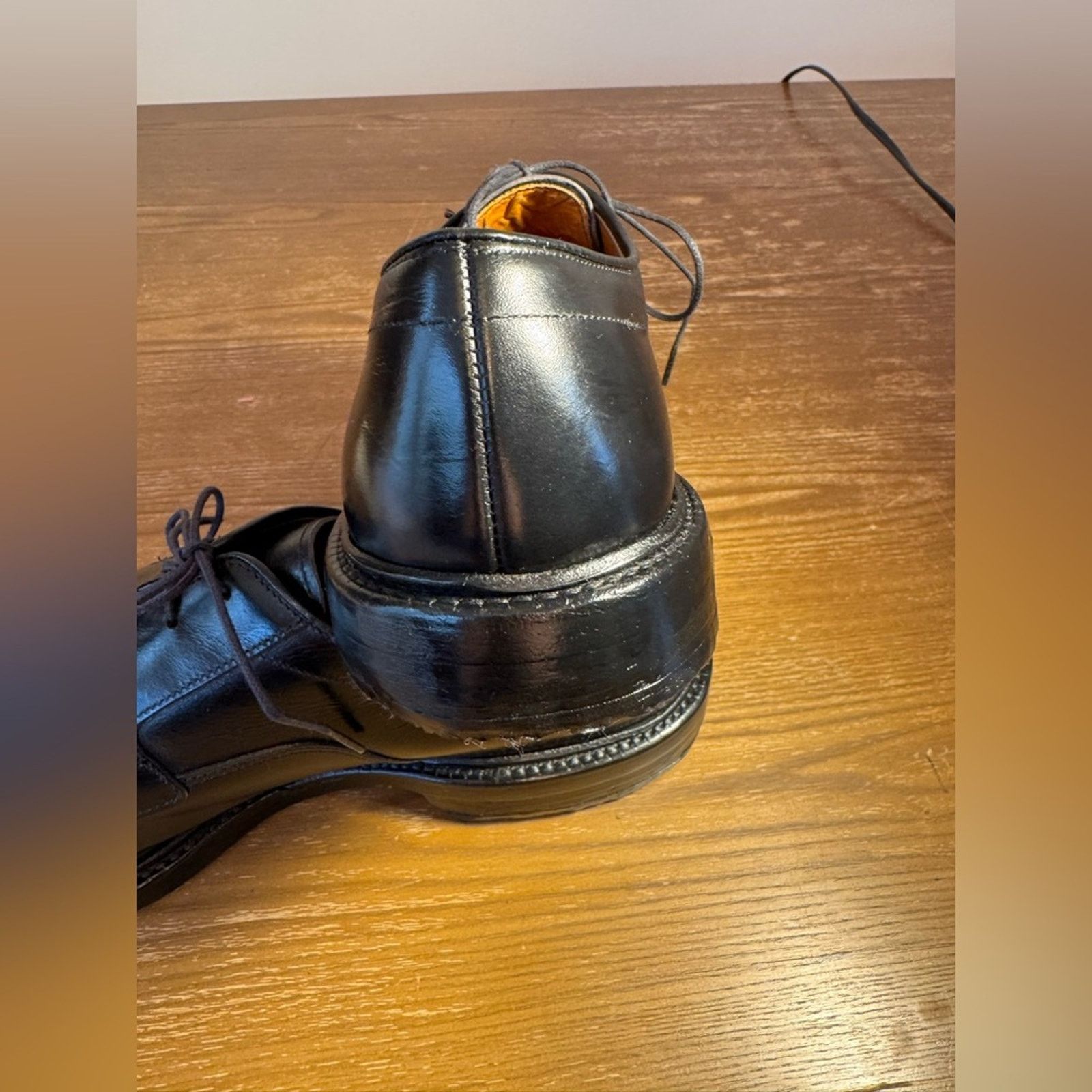 Allen Edmonds Allen Edmonds Hillcrest Derby Shoes in Black Calf size 9.5 D Size US 9.5 / EU 42-43 - 11 Thumbnail