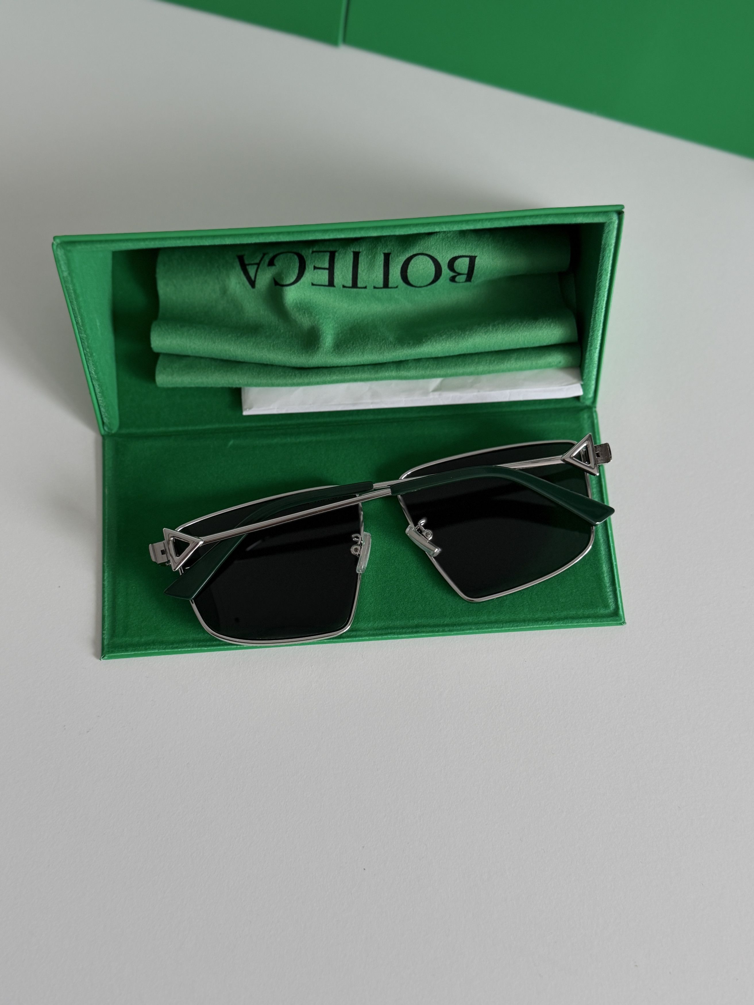 Bottega Veneta Bottega Veneta Sunglasses Size ONE SIZE - 2 Thumbnail