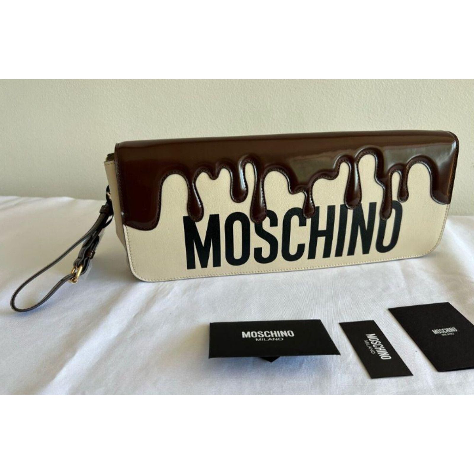 Moschino SS22 MOSCHINO Couture Chocolate Dripping Wristlet Handbag Size ONE SIZE - 2 Thumbnail
